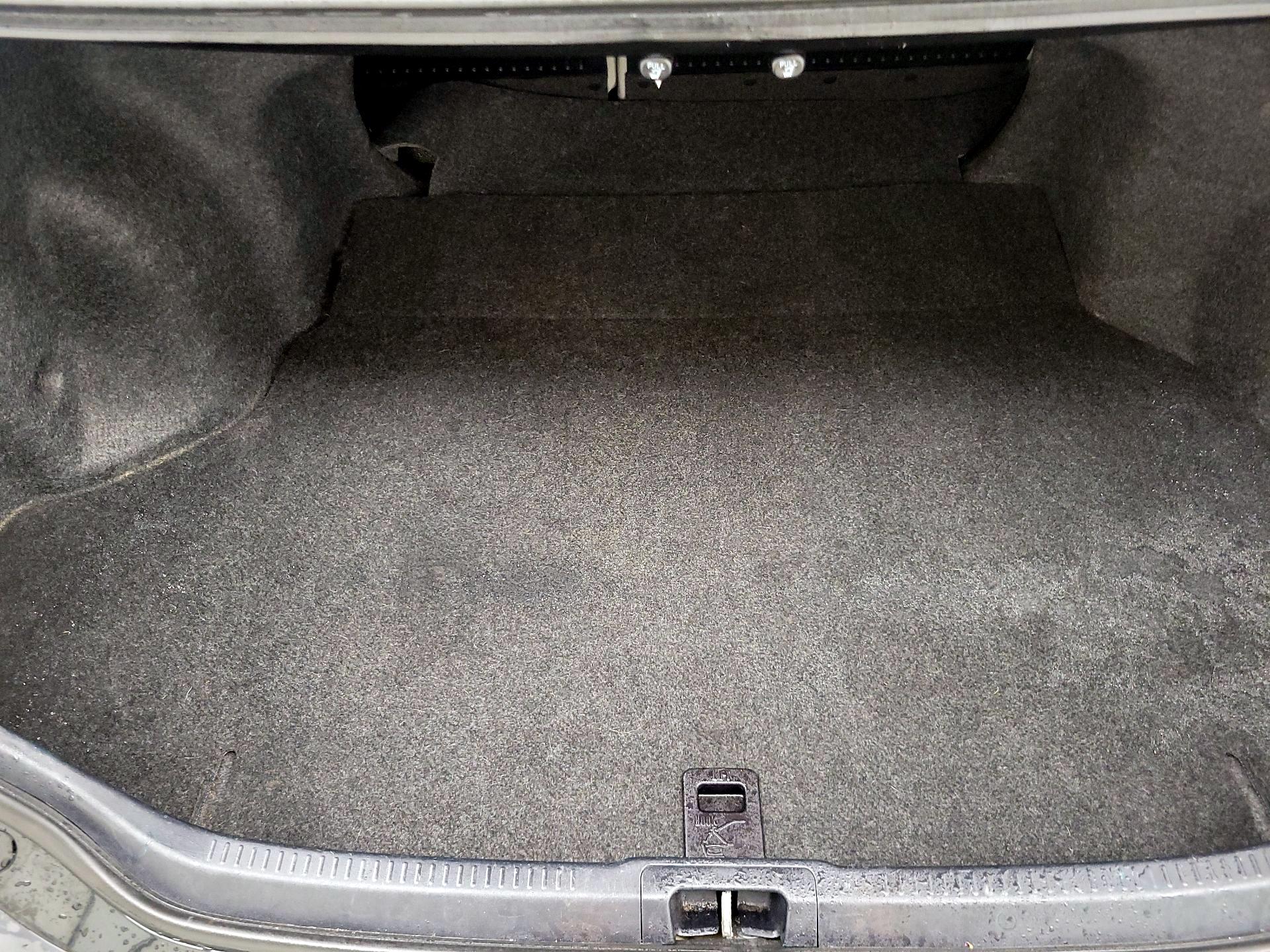 Thumbnail: 2015 Toyota Camry - 19