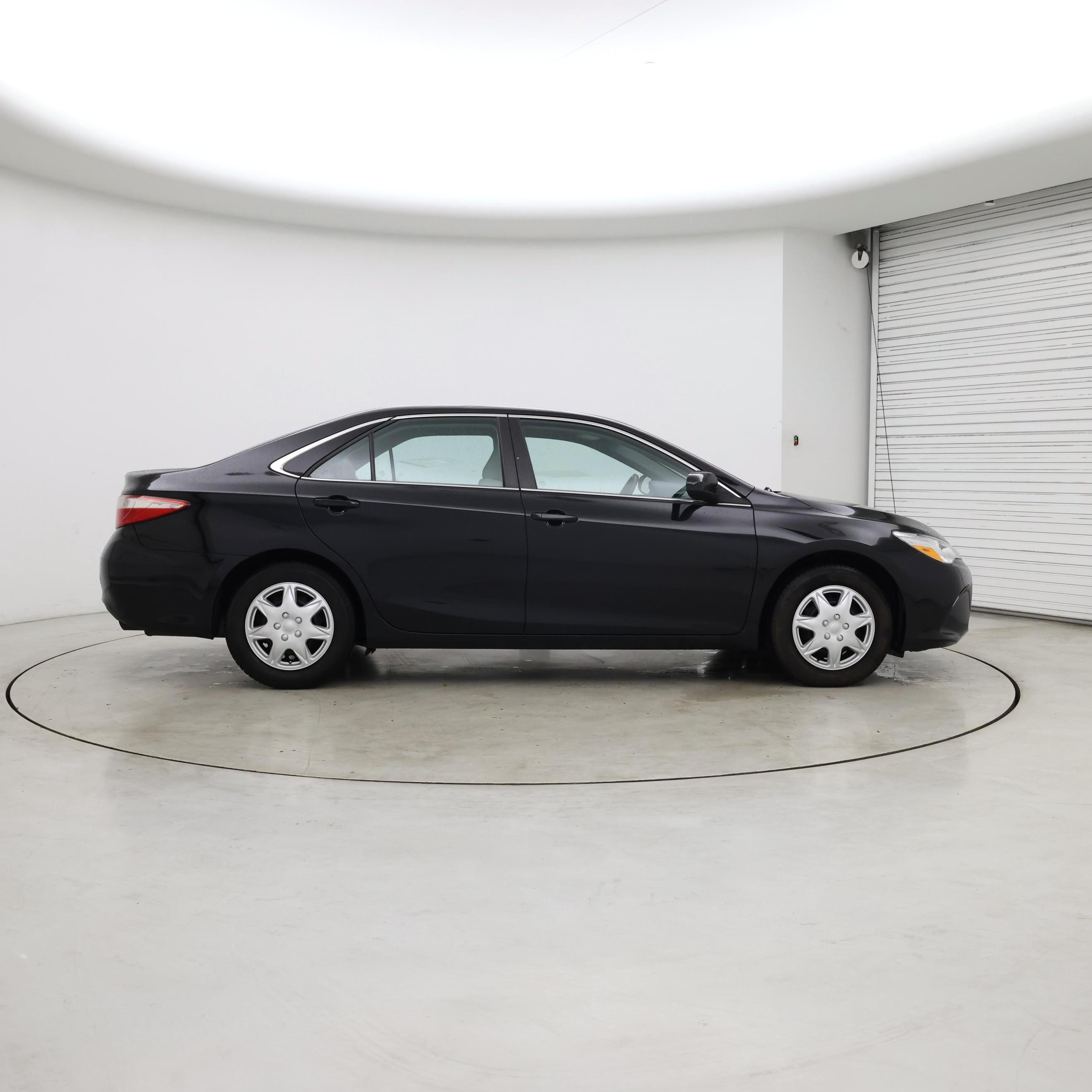 Thumbnail: 2015 Toyota Camry - 7