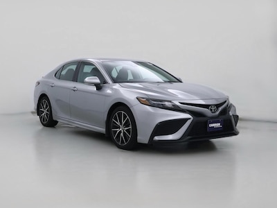 Silver 2023 Toyota Camry SE