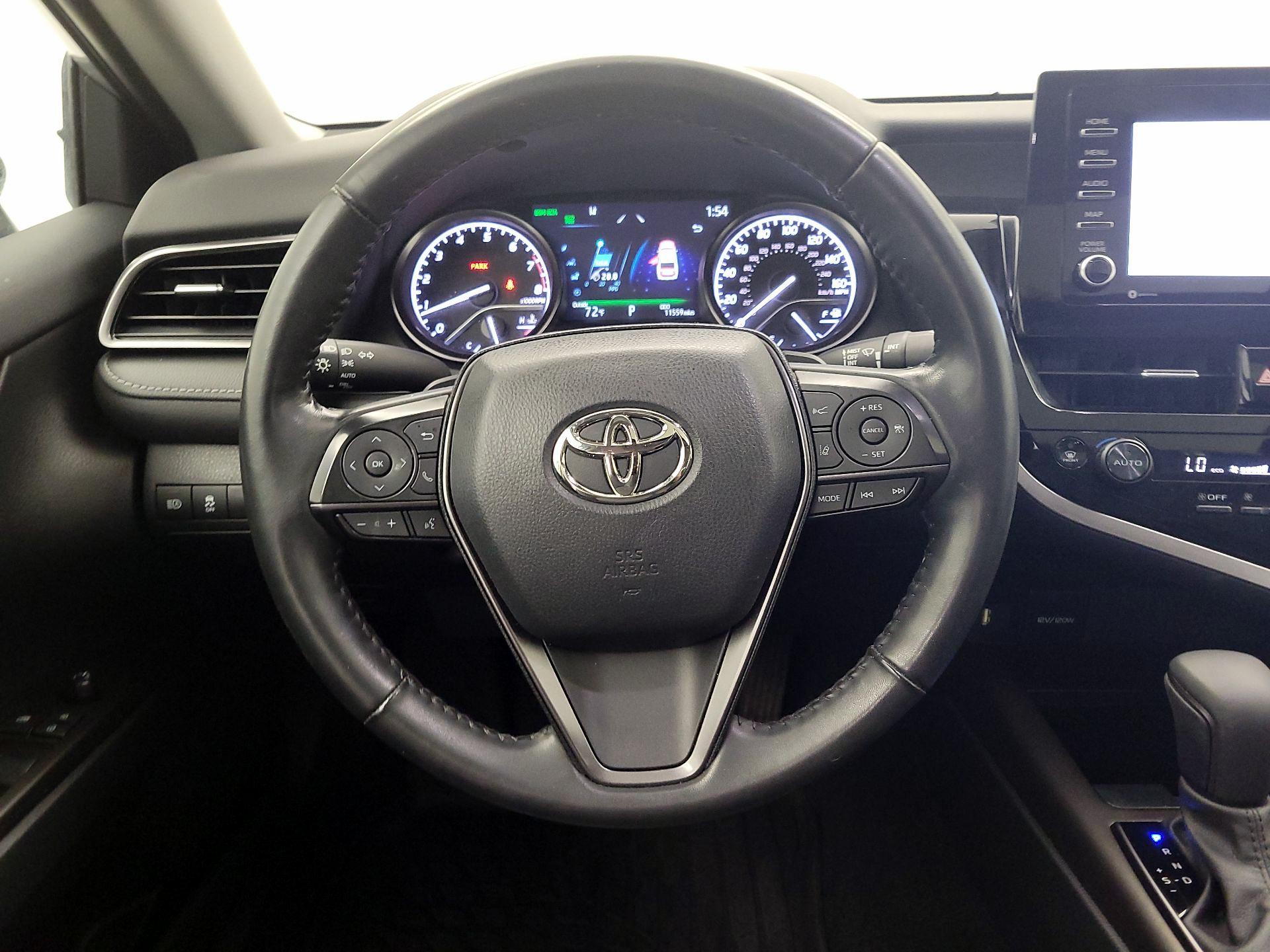 Thumbnail: 2023 Toyota Camry - 10