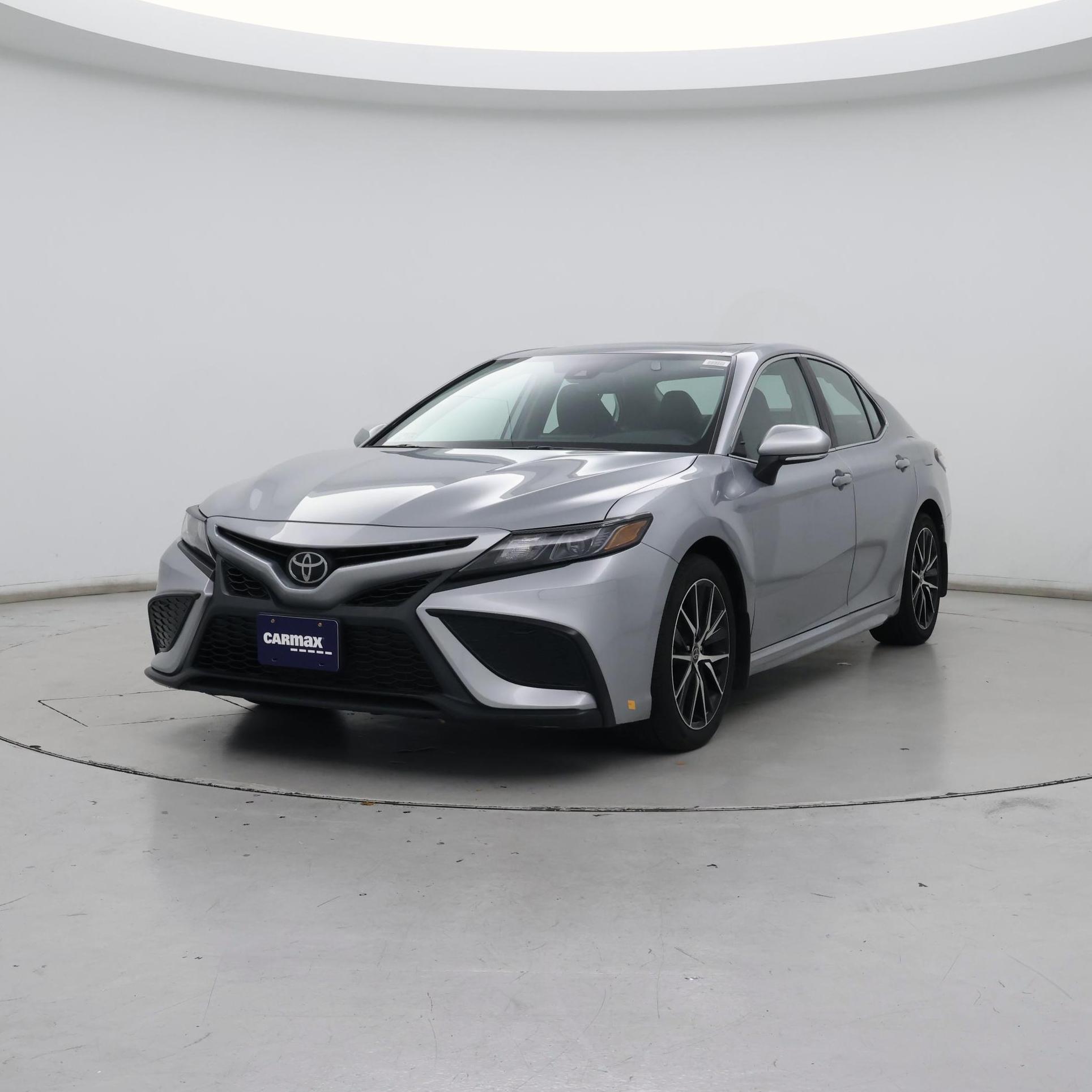 Thumbnail: 2023 Toyota Camry - 4