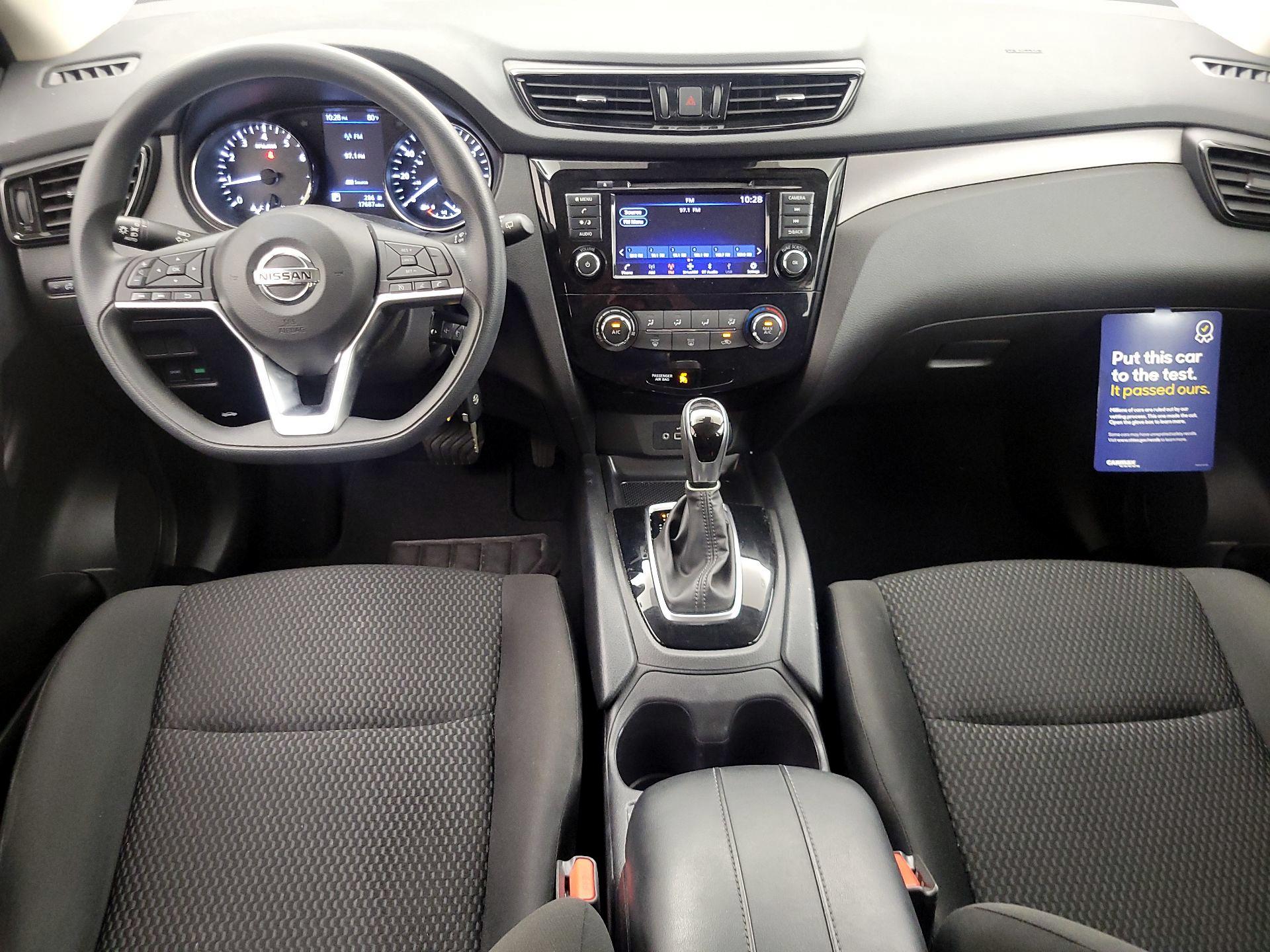 Thumbnail: 2021 Nissan Rogue Sport - 9