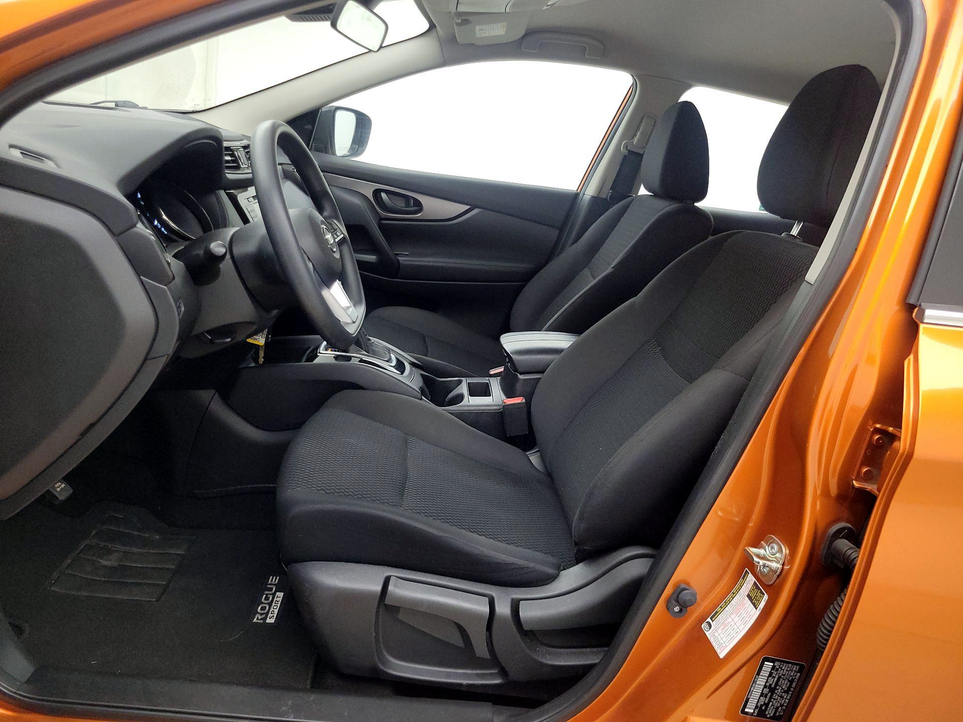 Thumbnail: 2021 Nissan Rogue Sport - 11