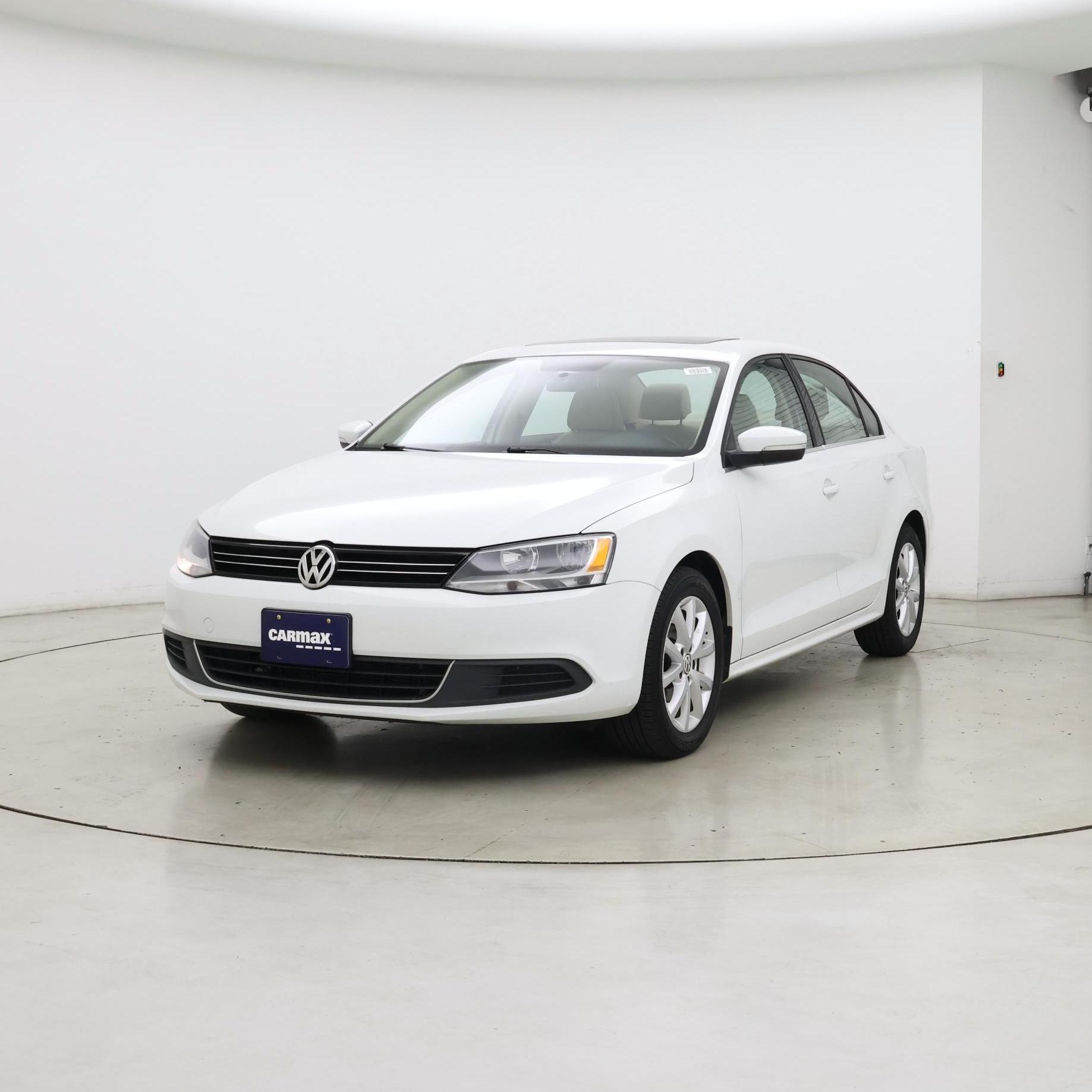 Thumbnail: 2014 Volkswagen Jetta - 4