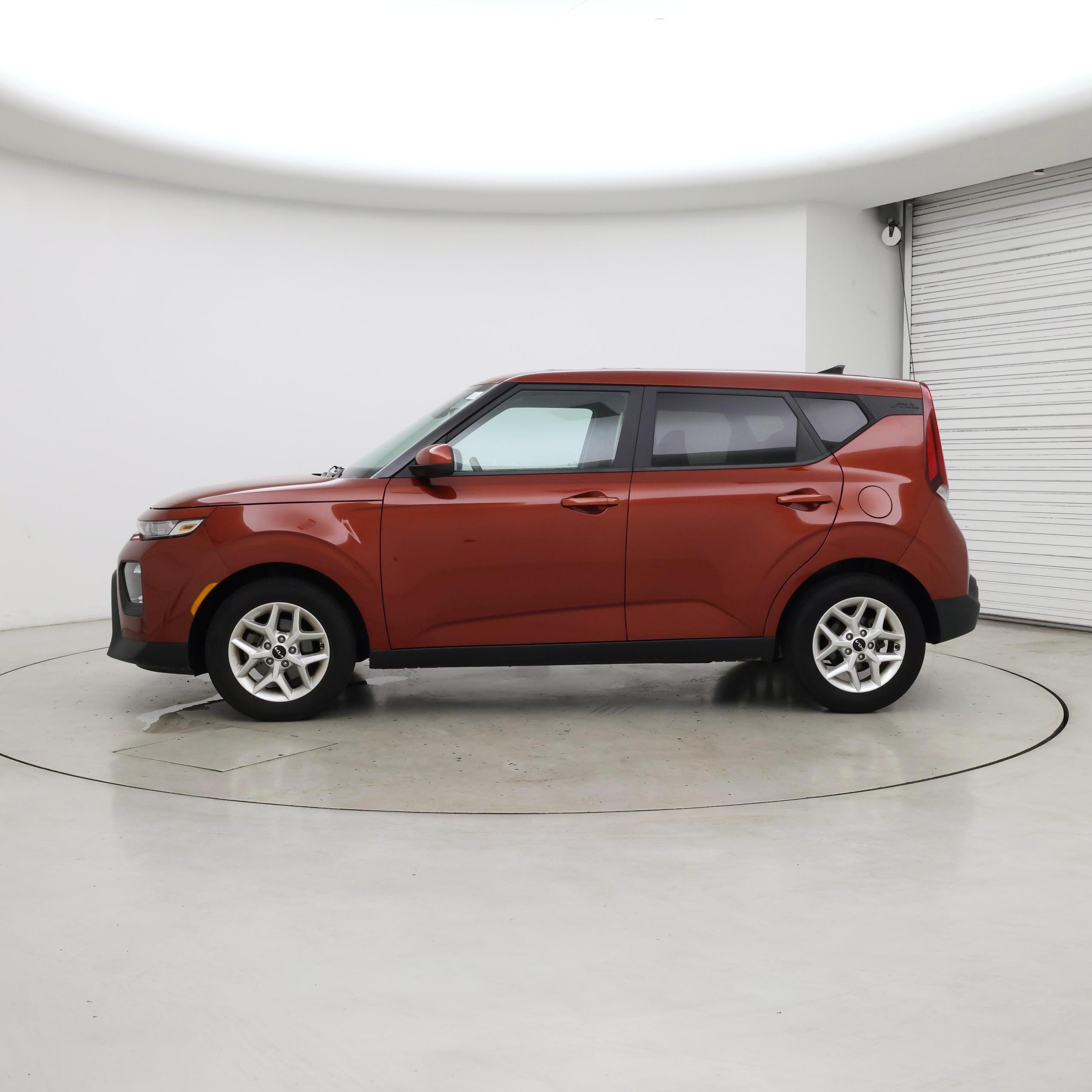 Thumbnail: 2022 Kia Soul - 3