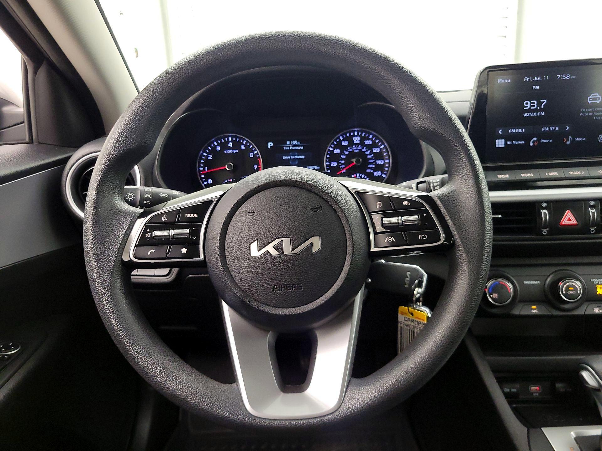Thumbnail: 2023 Kia Forte - 10