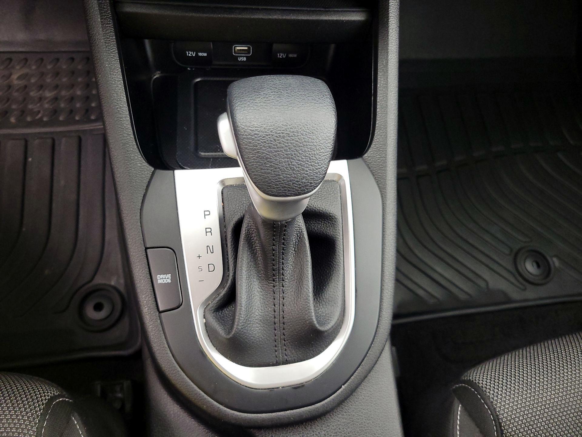 Thumbnail: 2023 Kia Forte - 17
