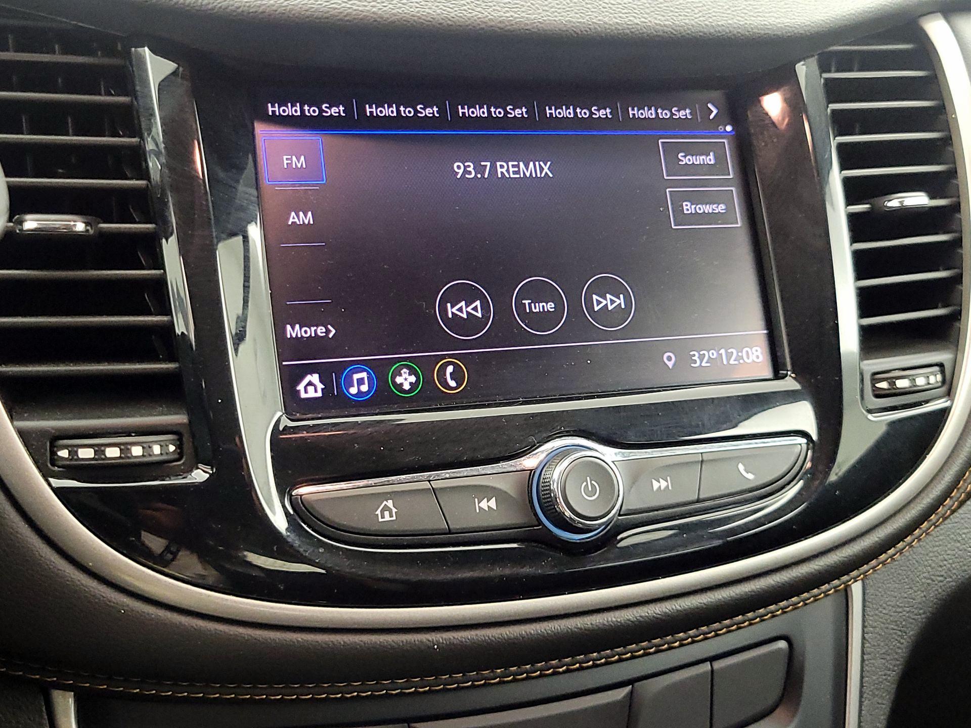 Thumbnail: 2020 Chevrolet Trax - 15