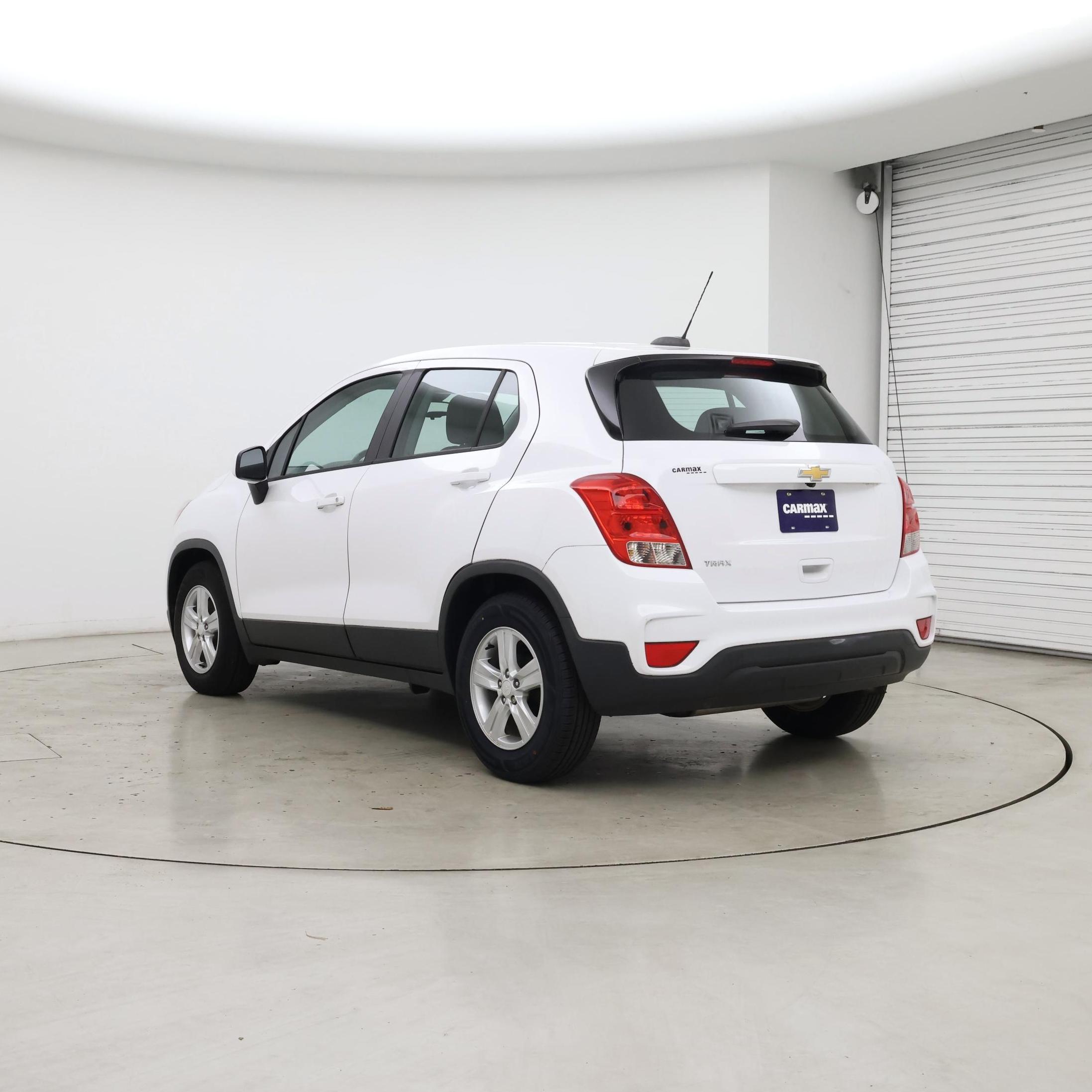 Thumbnail: 2020 Chevrolet Trax - 2