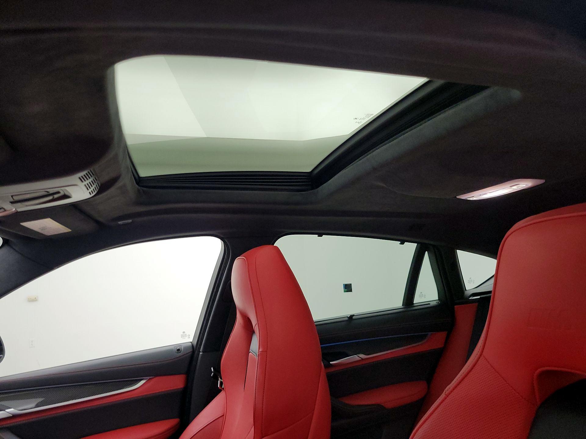 Thumbnail: 2018 BMW X6 - 20