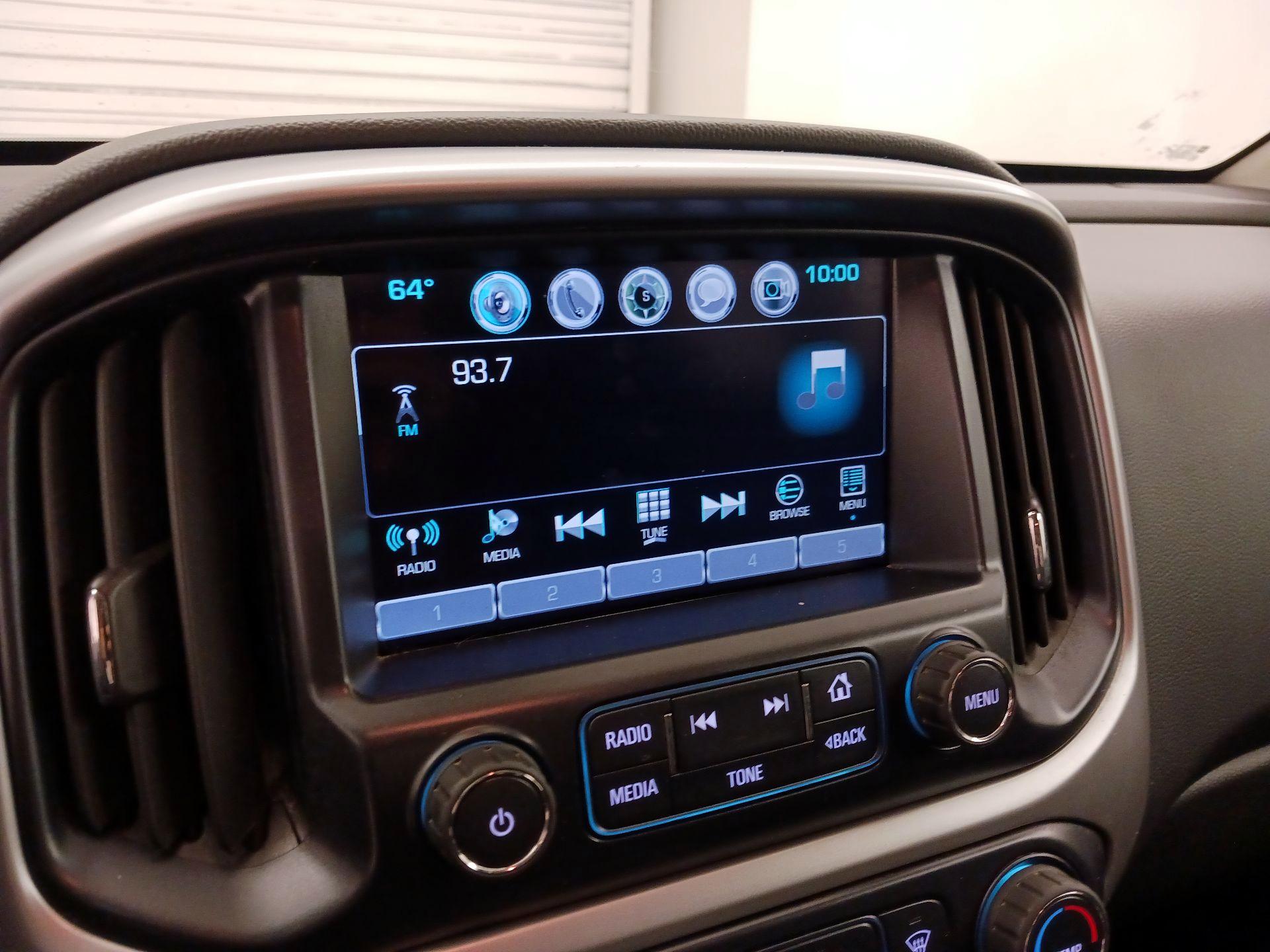Thumbnail: 2018 Chevrolet Colorado - 16