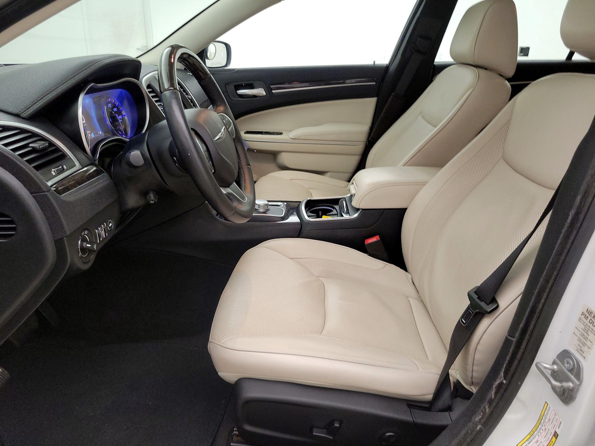 Thumbnail: 2016 Chrysler 300 - 11