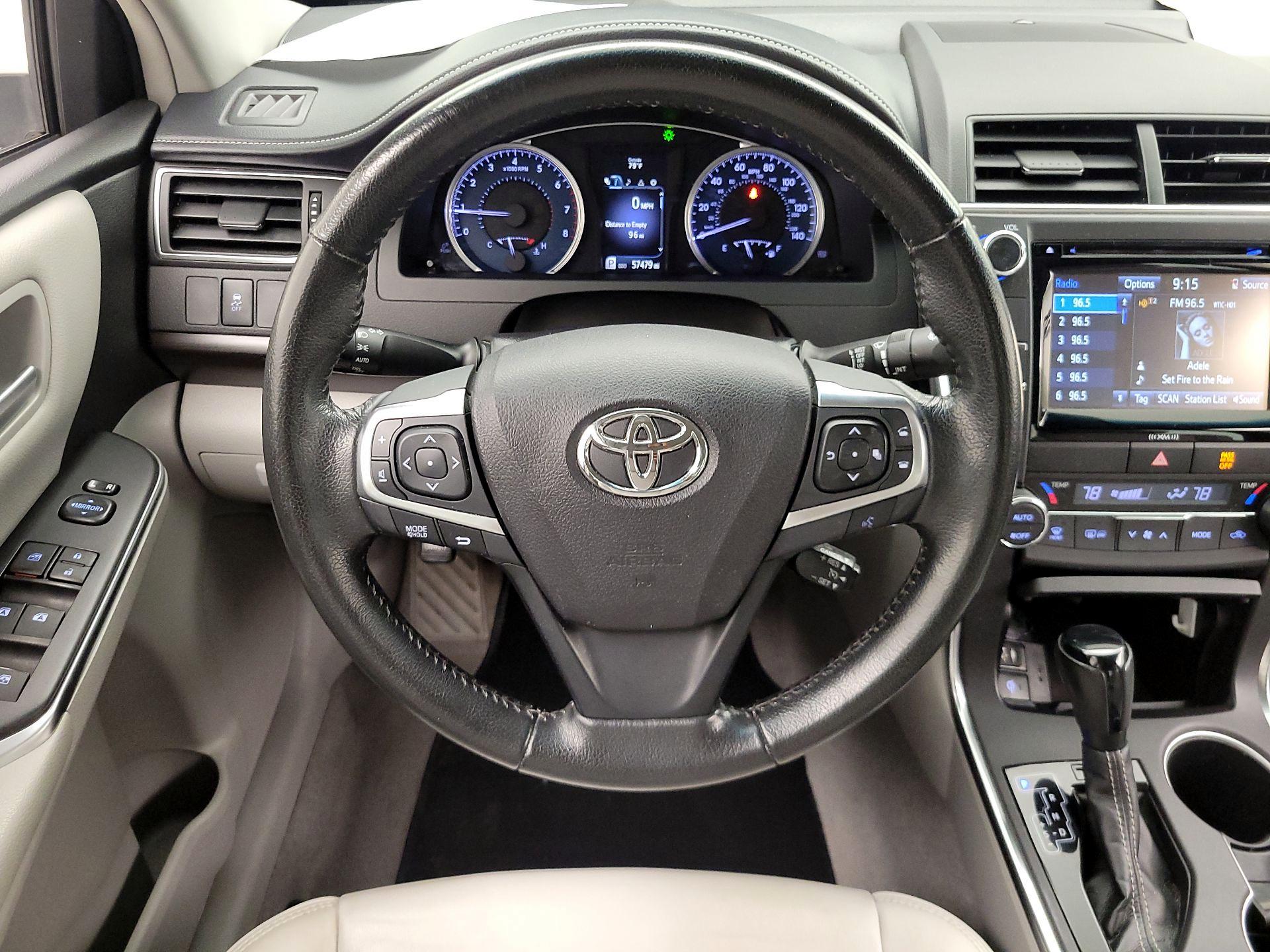 Thumbnail: 2017 Toyota Camry - 10