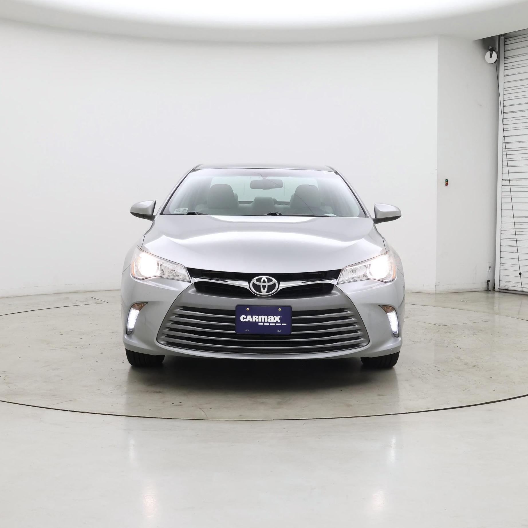 Thumbnail: 2017 Toyota Camry - 5