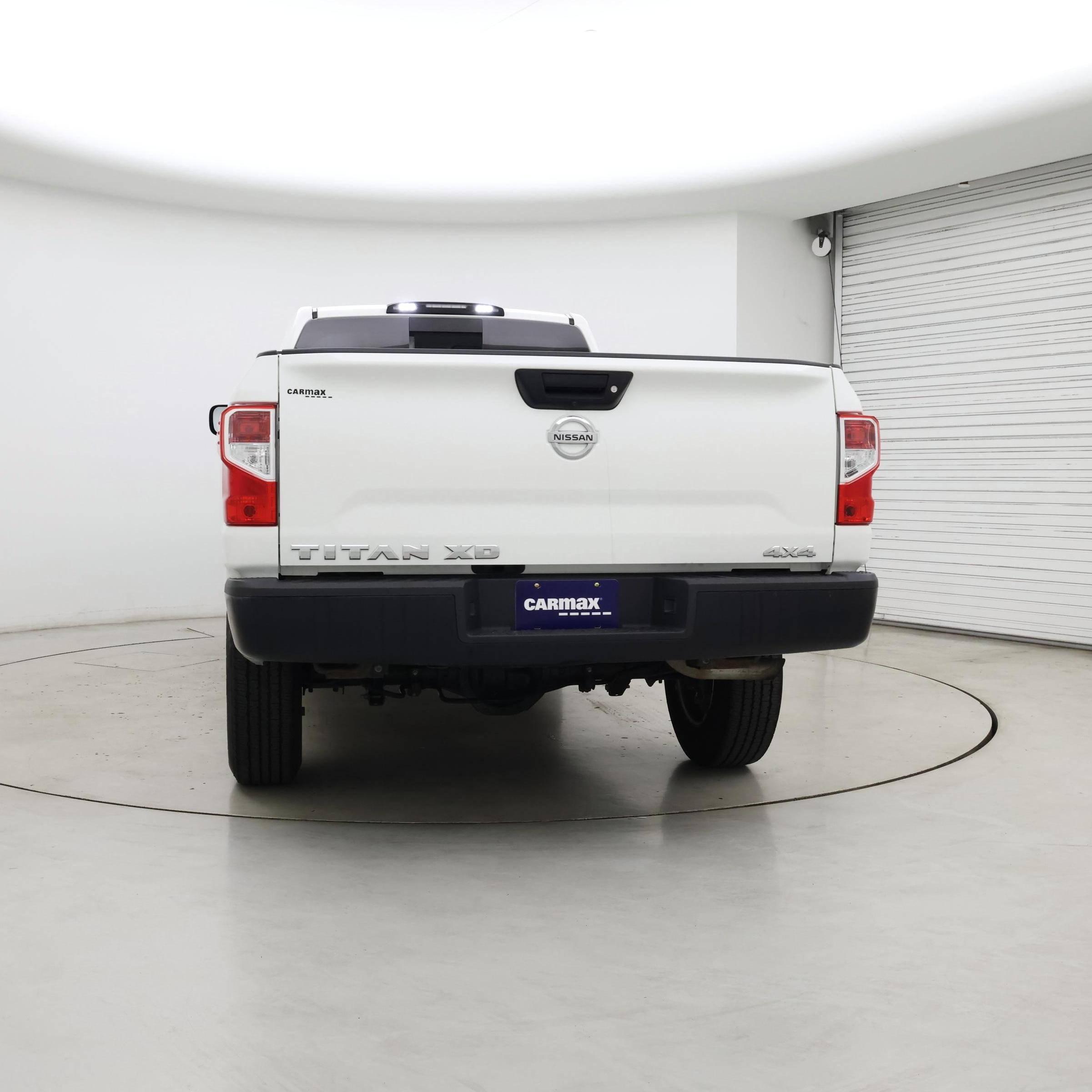 Thumbnail: 2018 Nissan Titan - 6