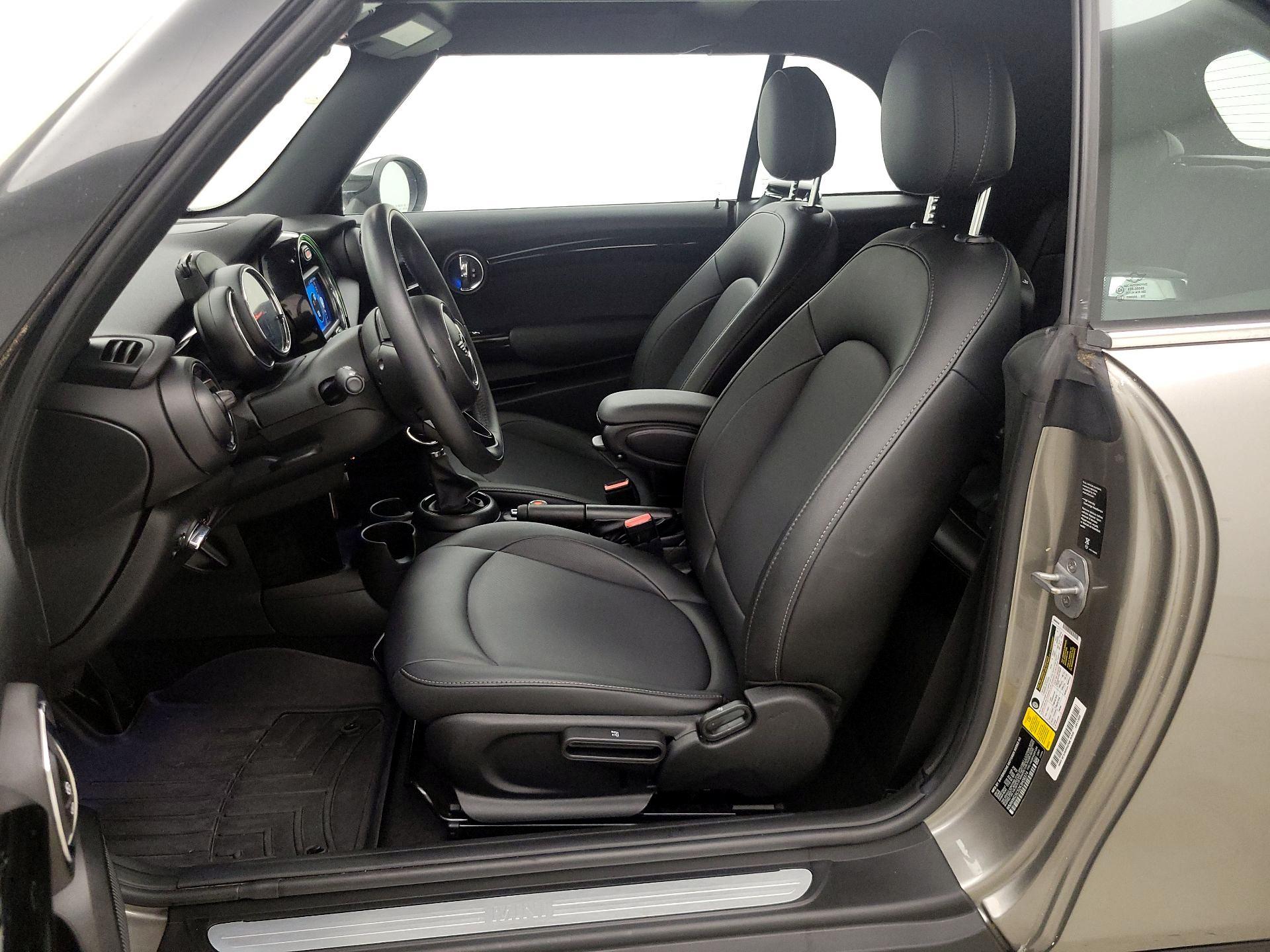 Thumbnail: 2019 MINI Cooper - 11