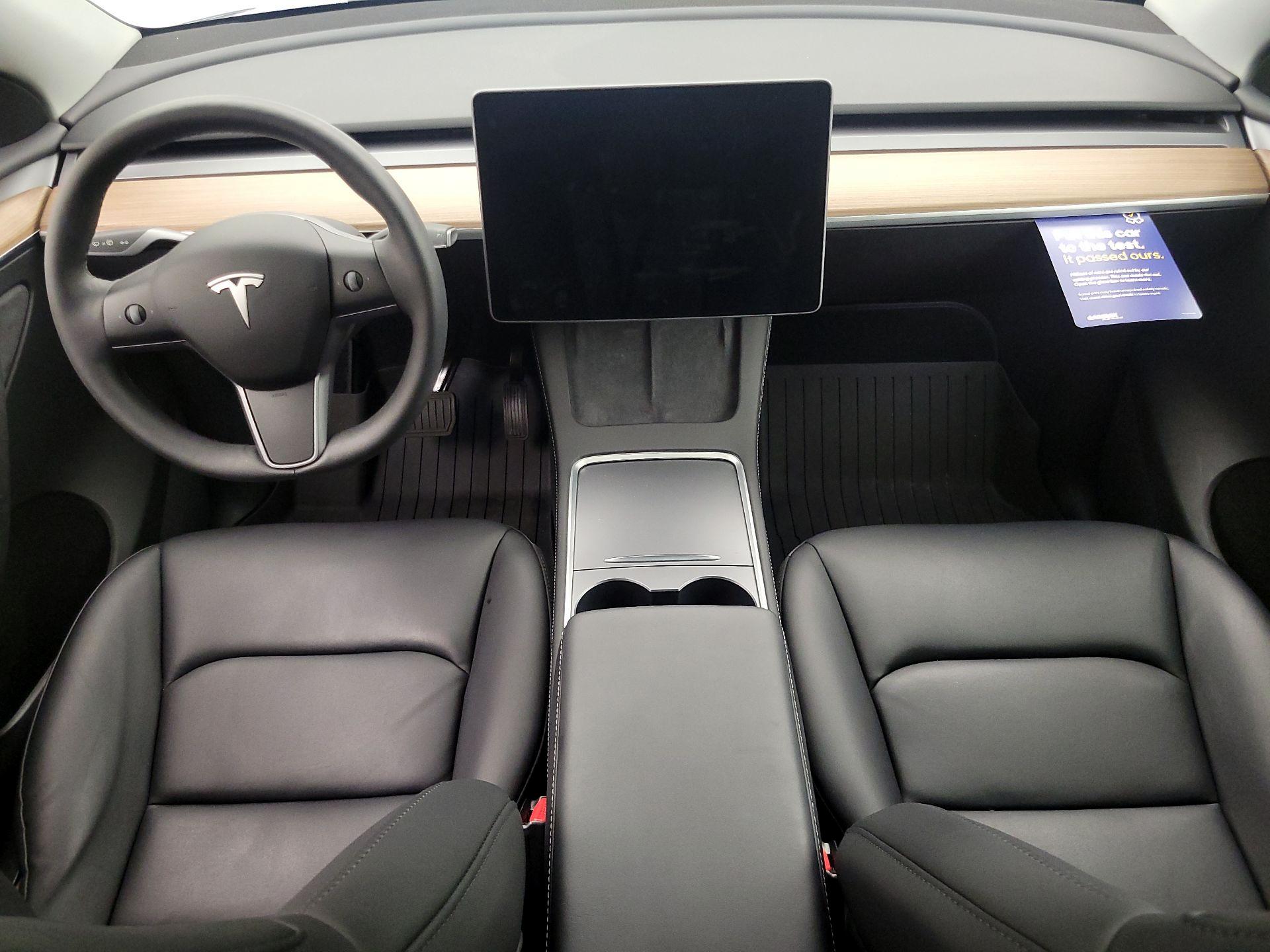 Thumbnail: 2024 Tesla Model Y - 9
