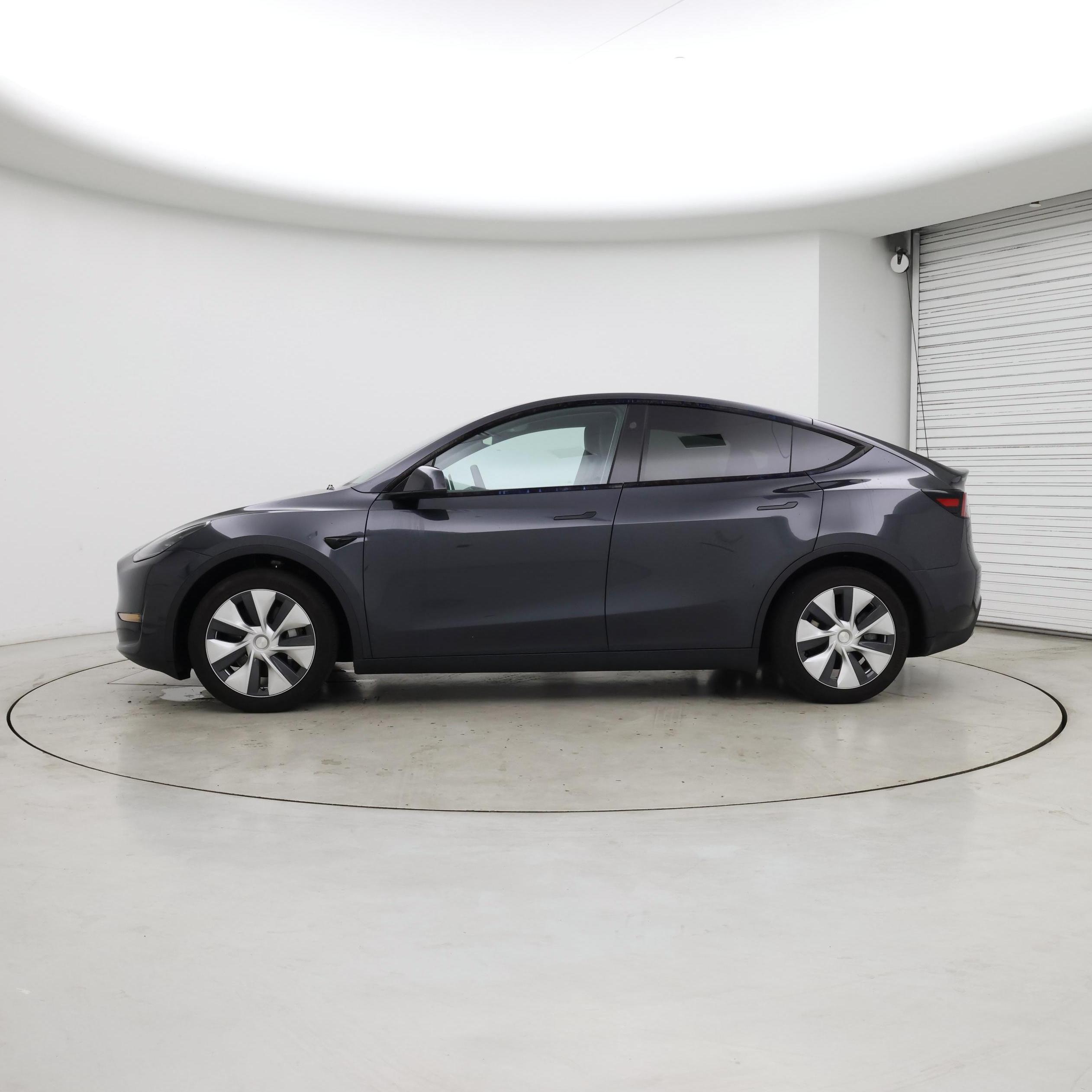 Thumbnail: 2024 Tesla Model Y - 3