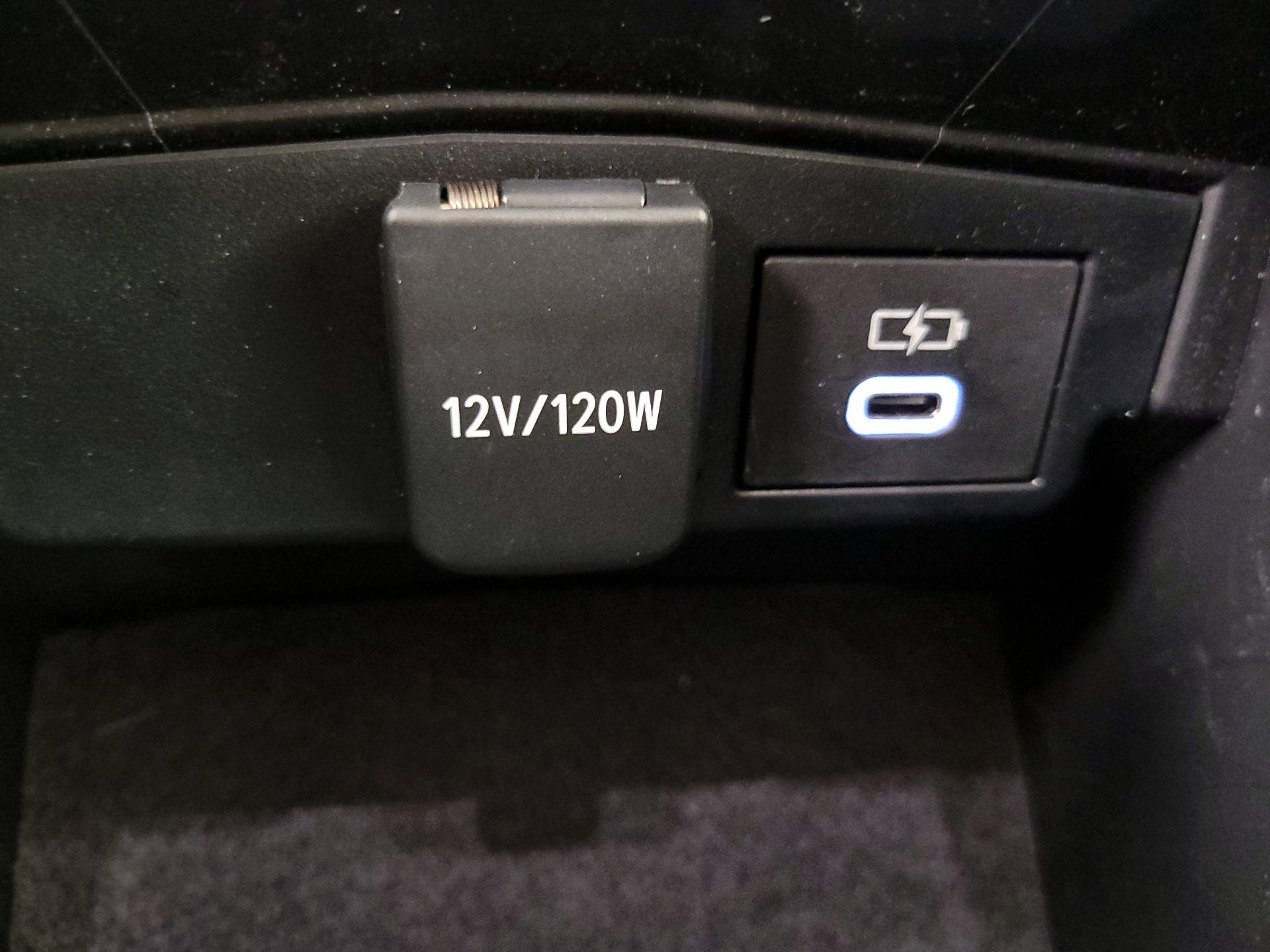 Thumbnail: 2024 Toyota Corolla - 18