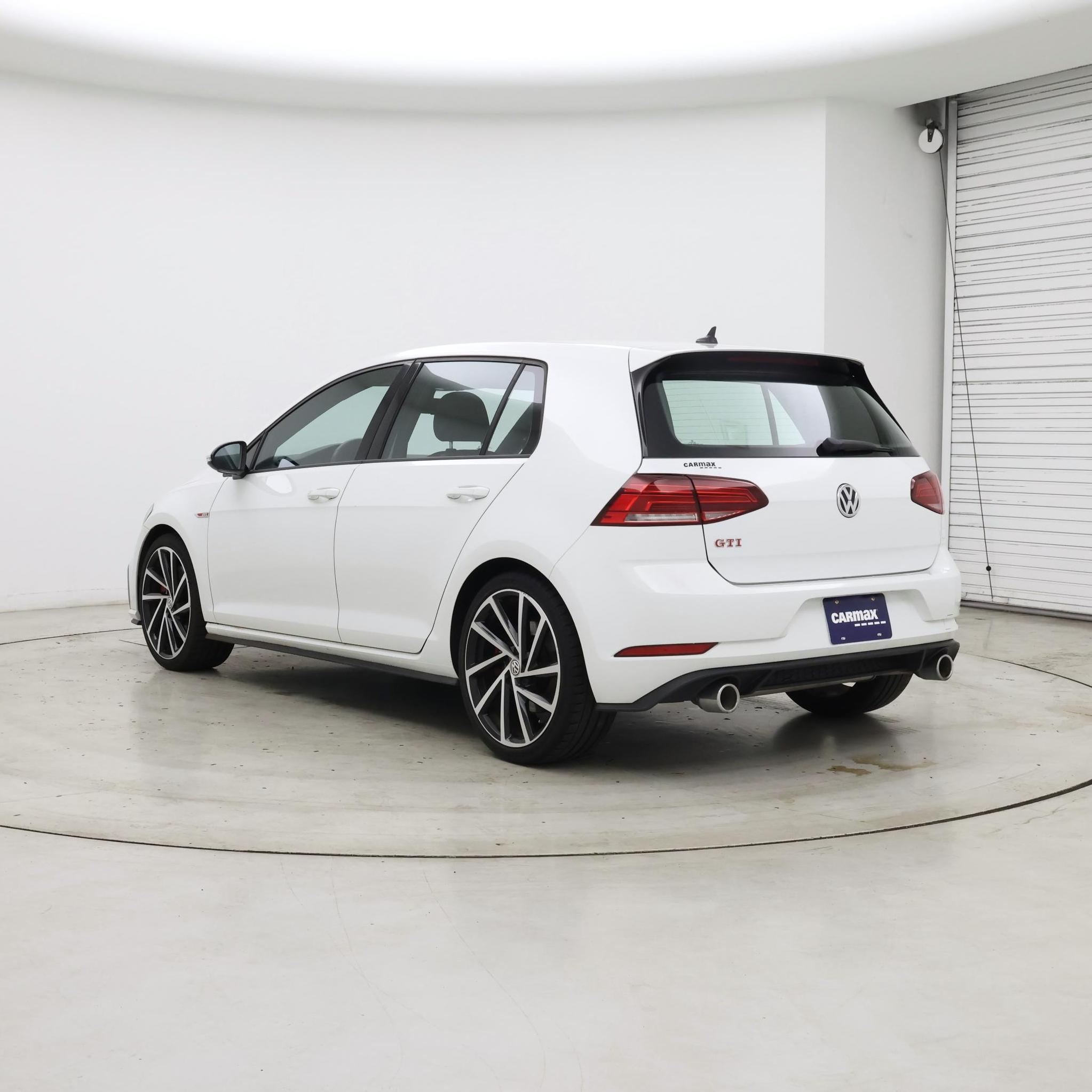 Thumbnail: 2019 Volkswagen Golf - 2