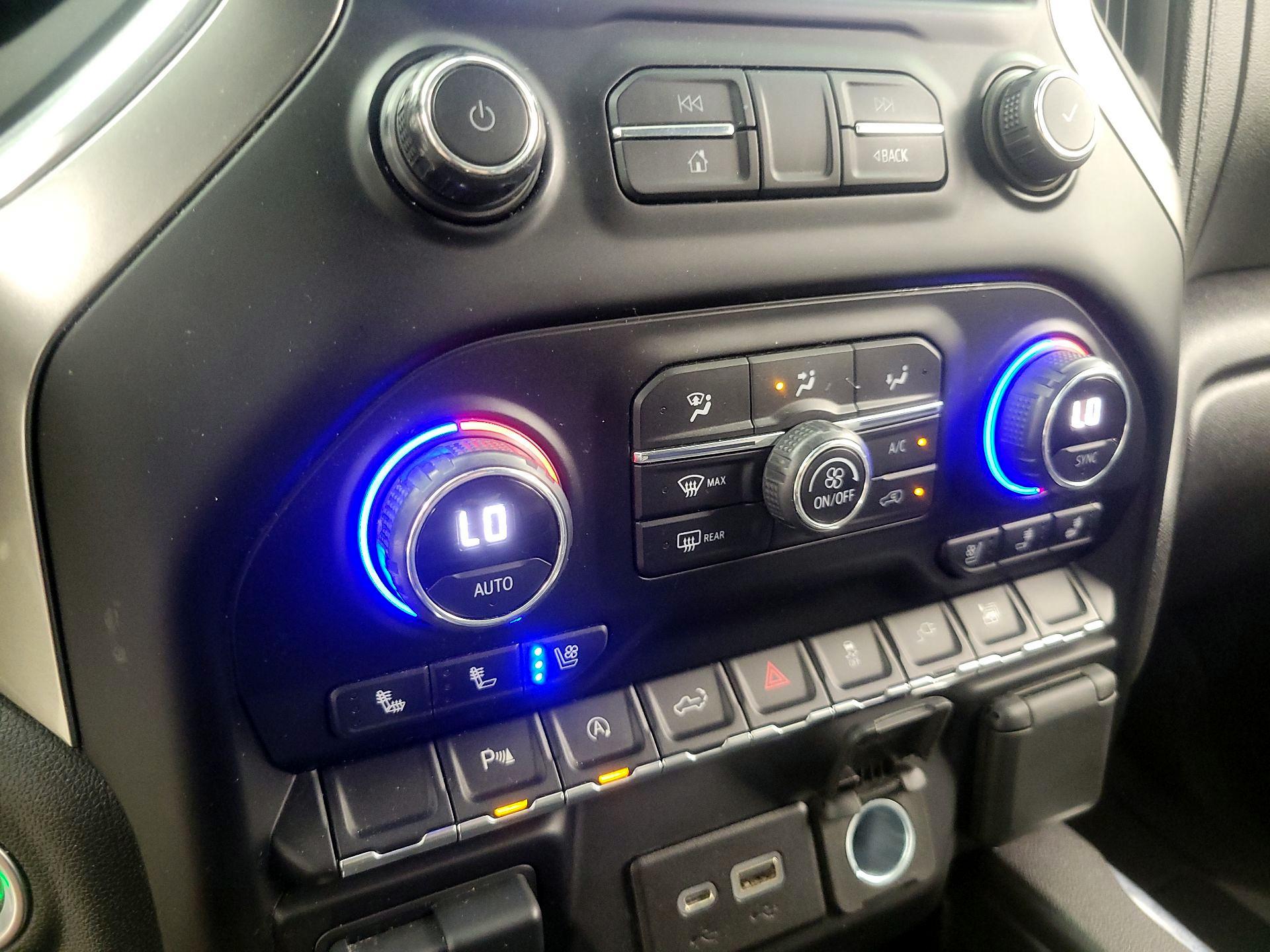 Thumbnail: 2021 Chevrolet Silverado 1500 - 17