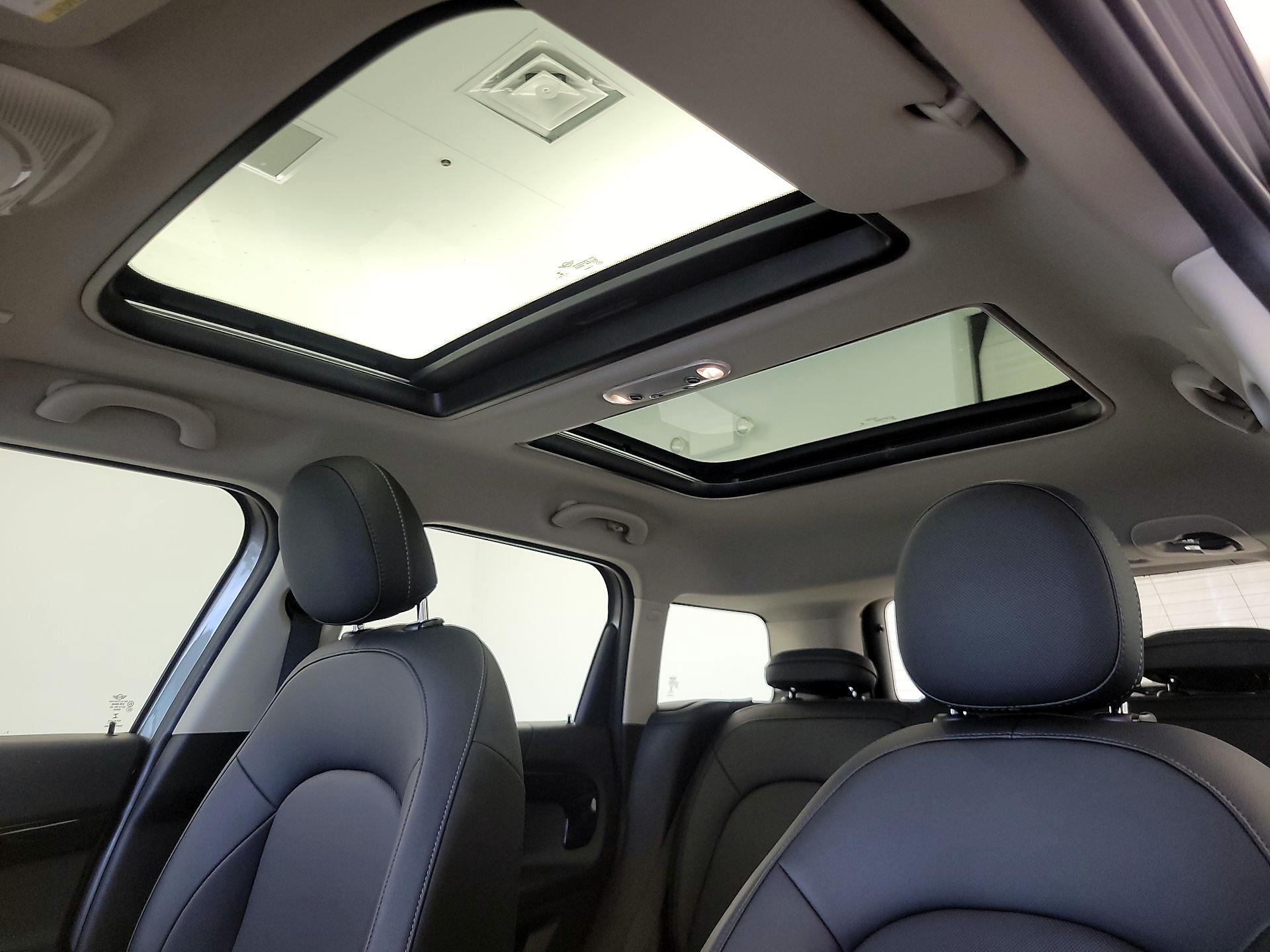 Thumbnail: 2019 MINI Cooper Countryman - 18