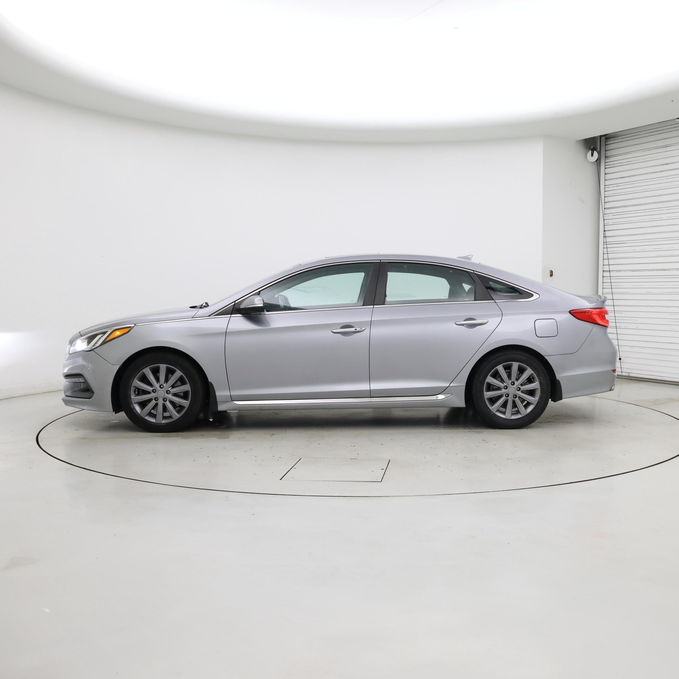 Thumbnail: 2017 Hyundai Sonata - 3