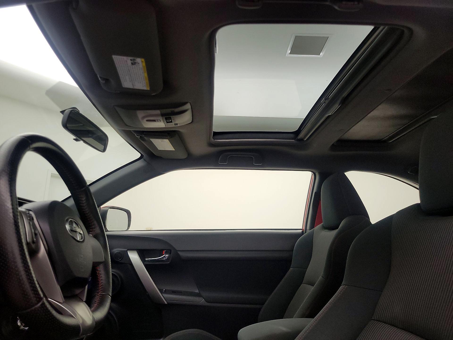 Thumbnail: 2016 Scion tC - 18