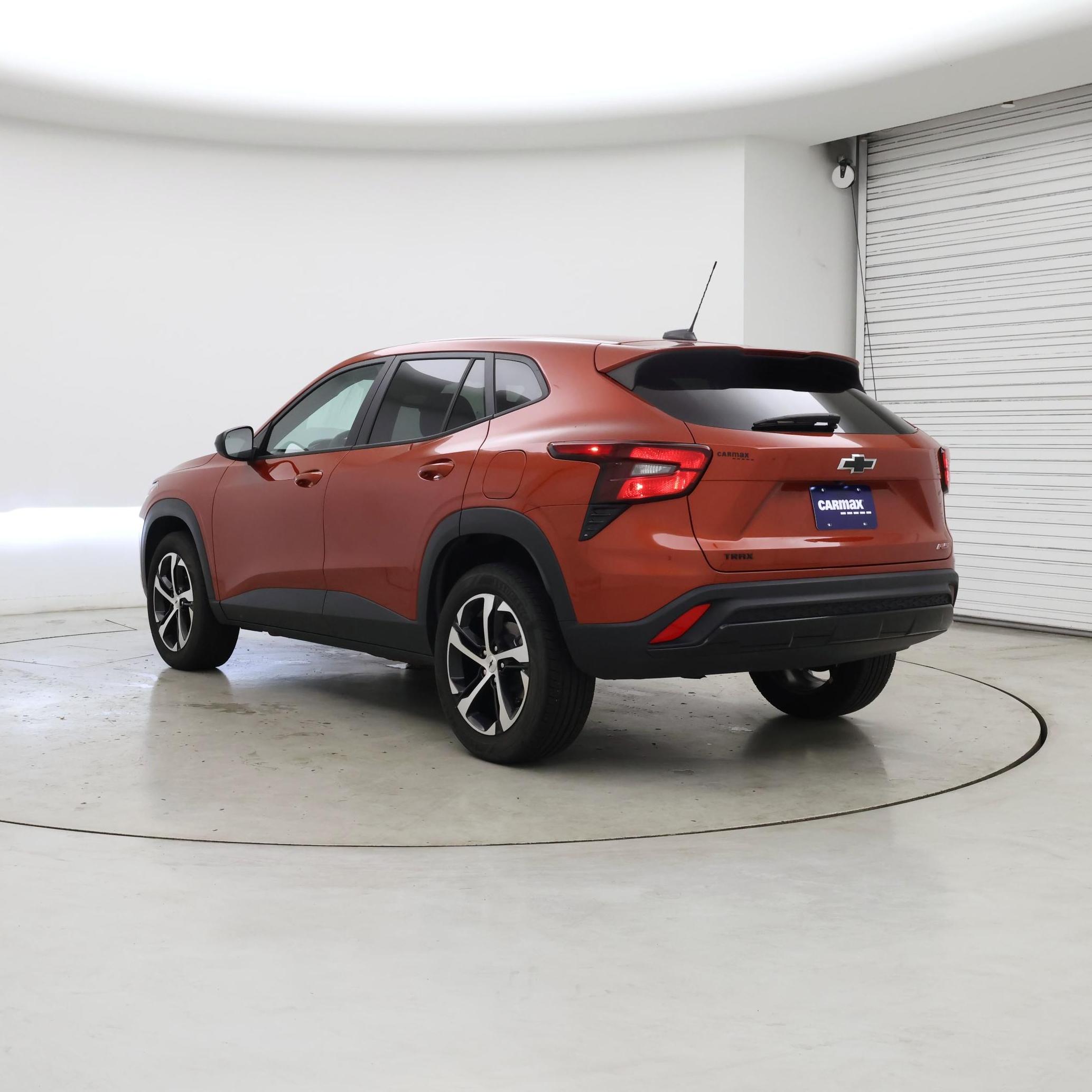 Thumbnail: 2024 Chevrolet Trax - 2