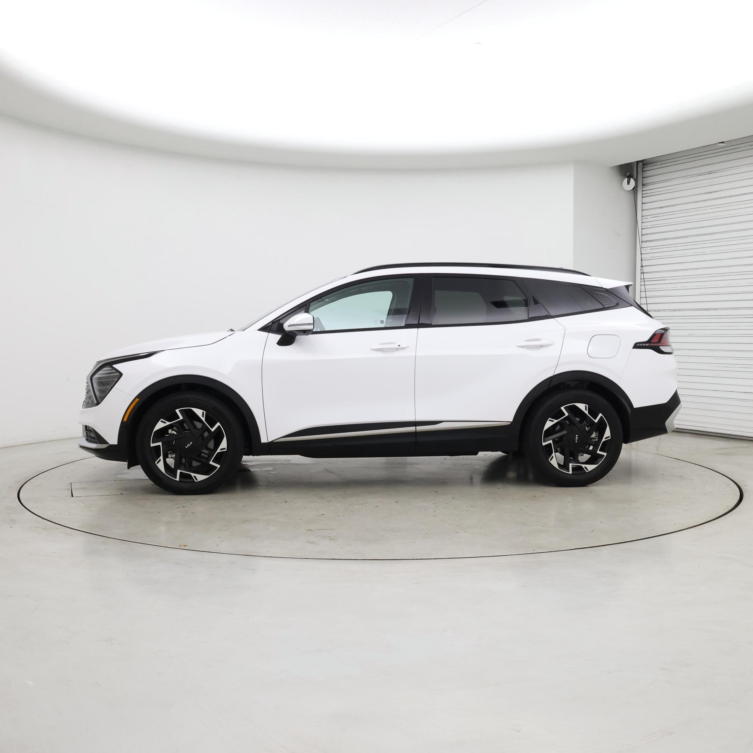 Thumbnail: 2025 Kia Sportage - 3
