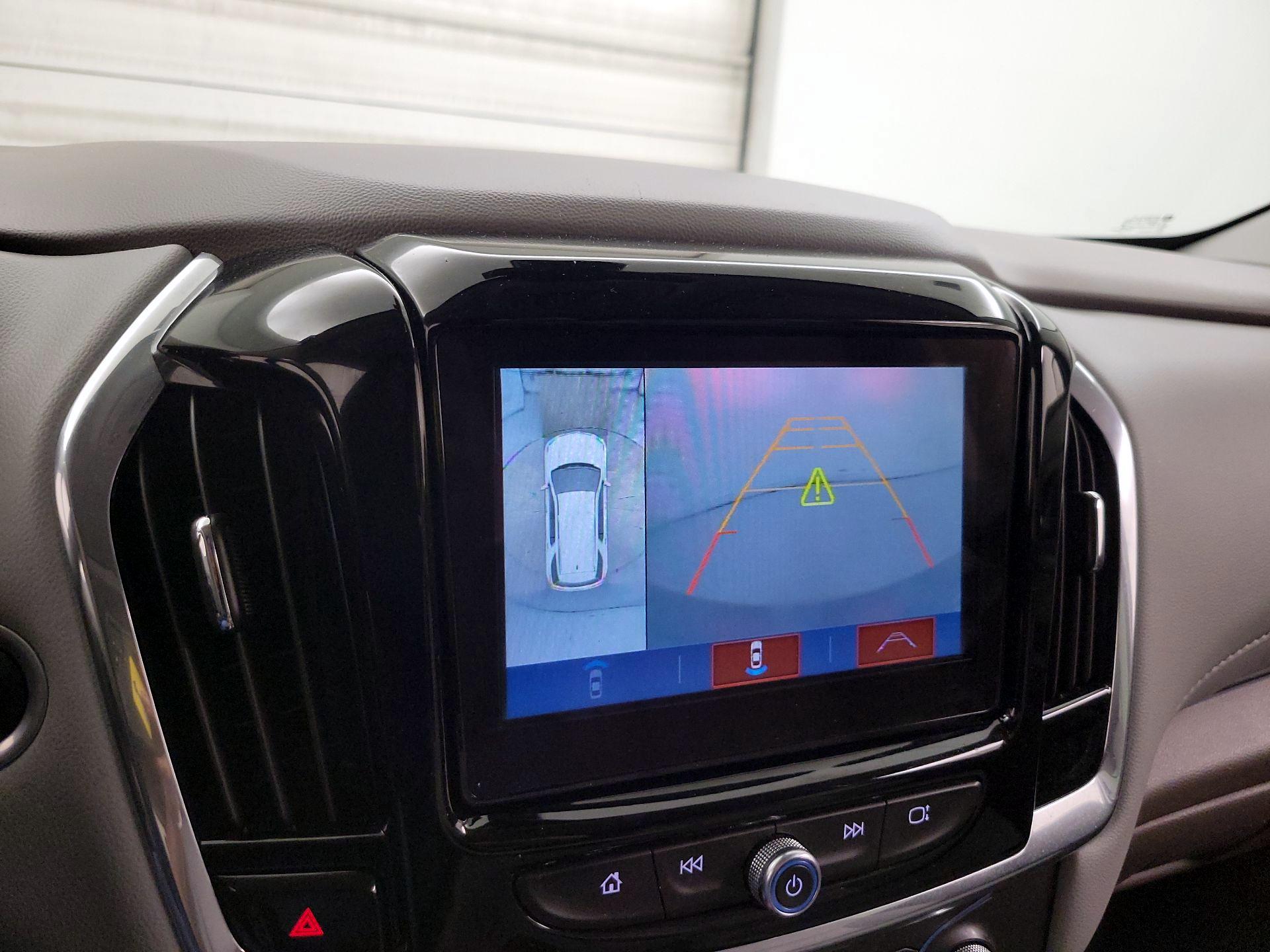 Thumbnail: 2019 Chevrolet Traverse - 15