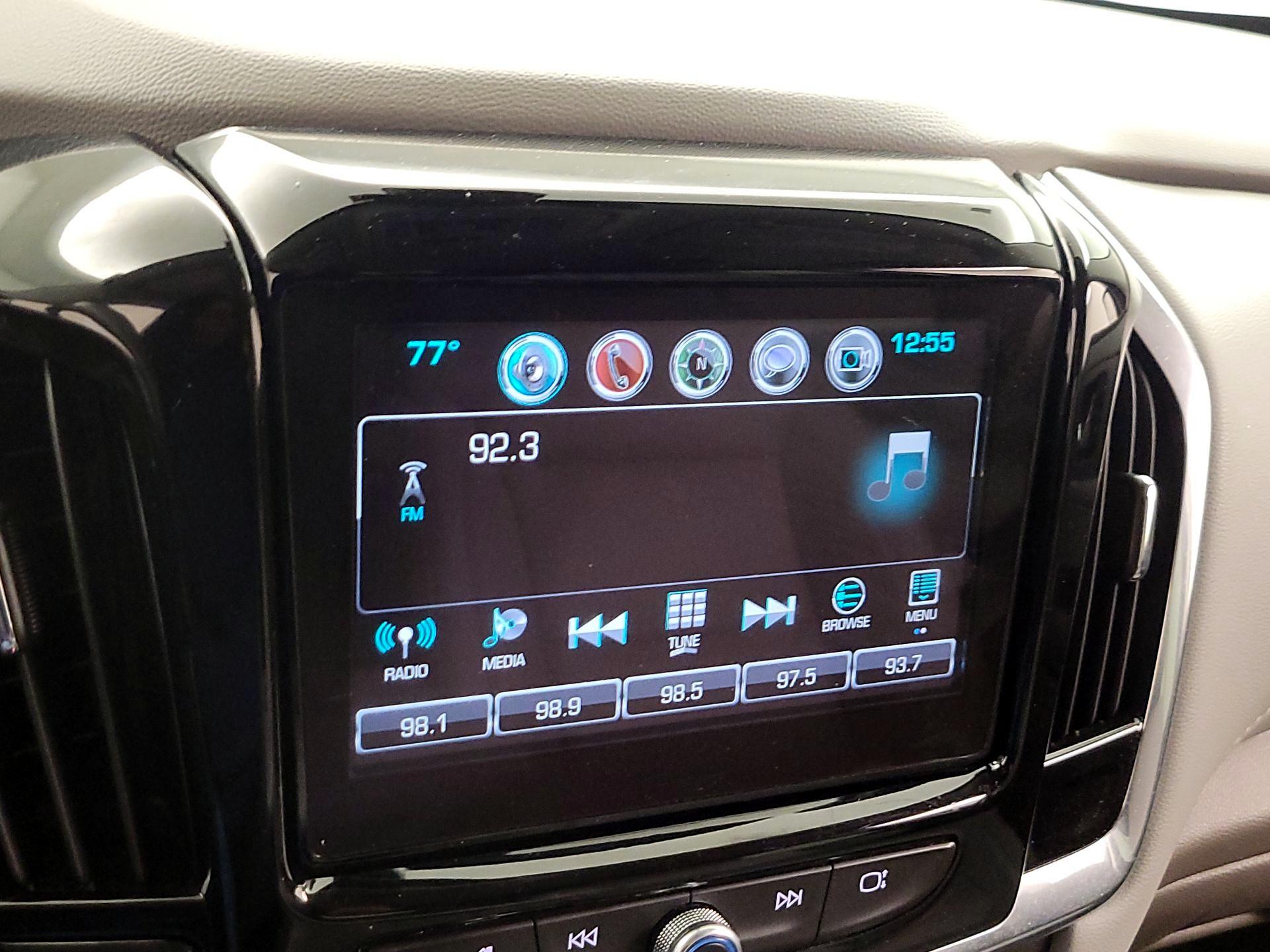 Thumbnail: 2019 Chevrolet Traverse - 16