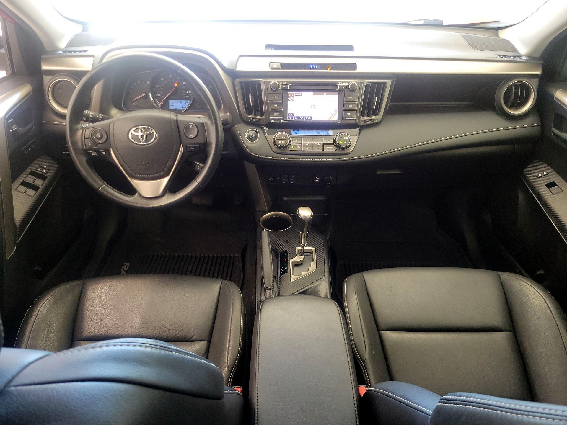 Thumbnail: 2015 Toyota RAV4 - 9