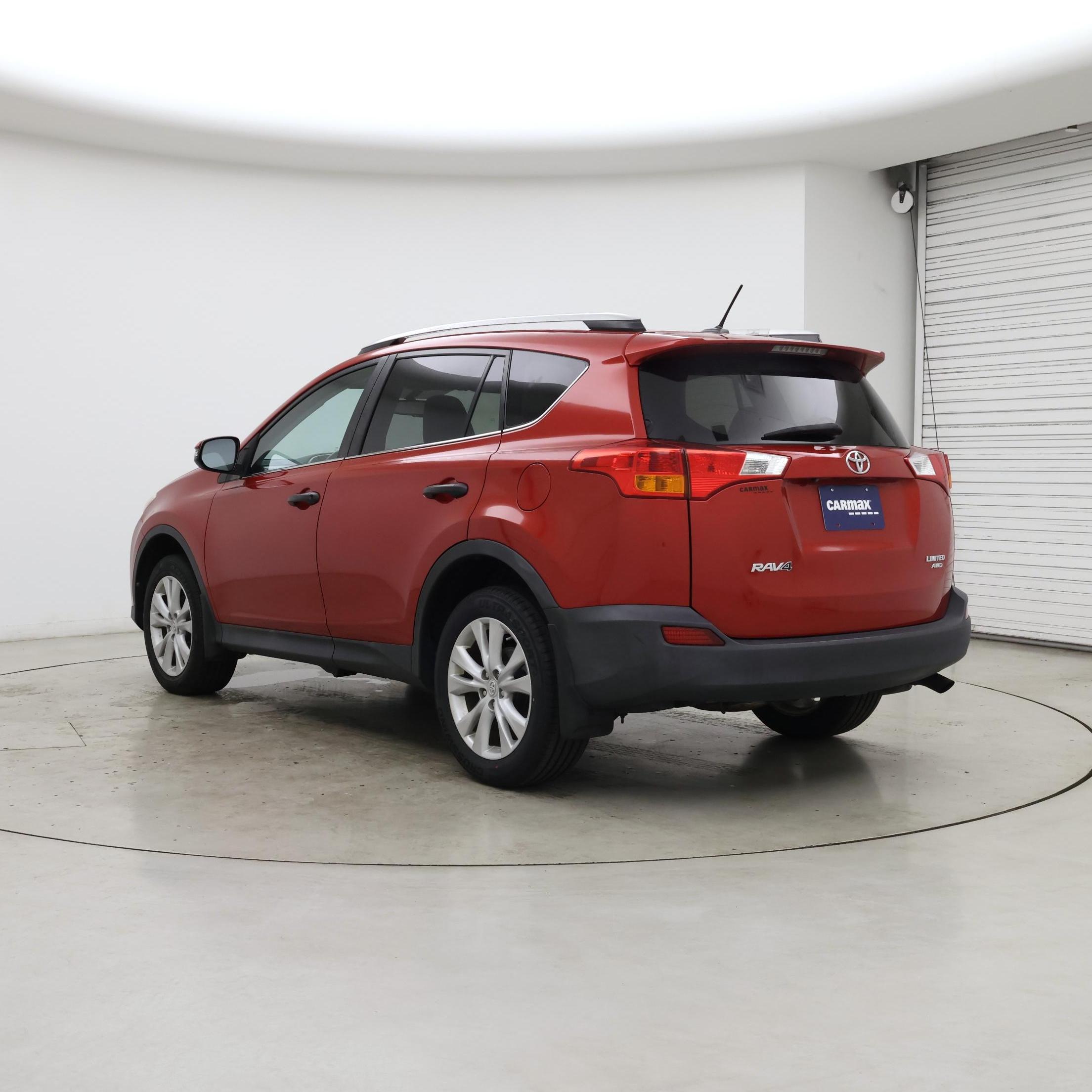 Thumbnail: 2015 Toyota RAV4 - 2