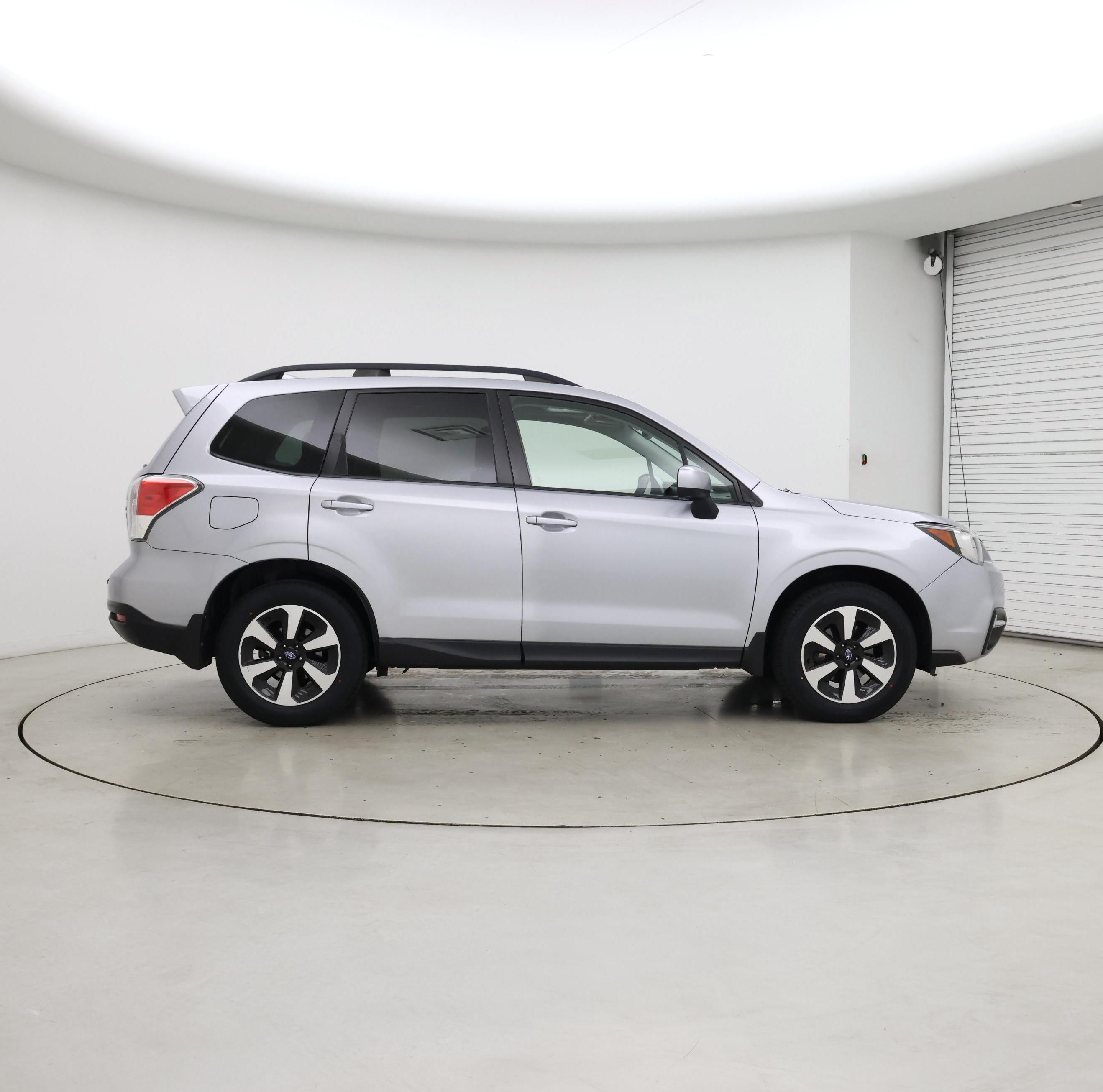 Thumbnail: 2017 Subaru Forester - 7