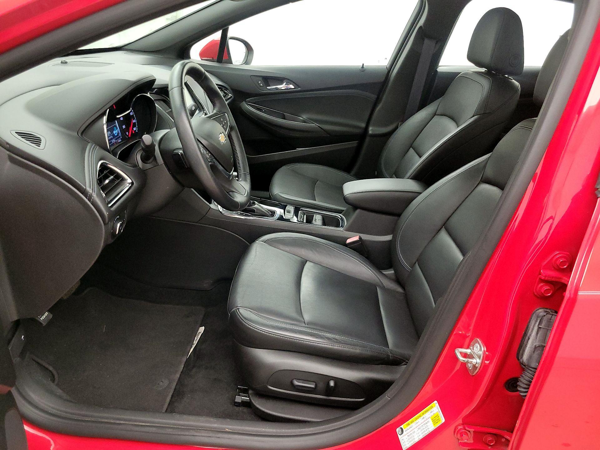 Thumbnail: 2016 Chevrolet Cruze - 11