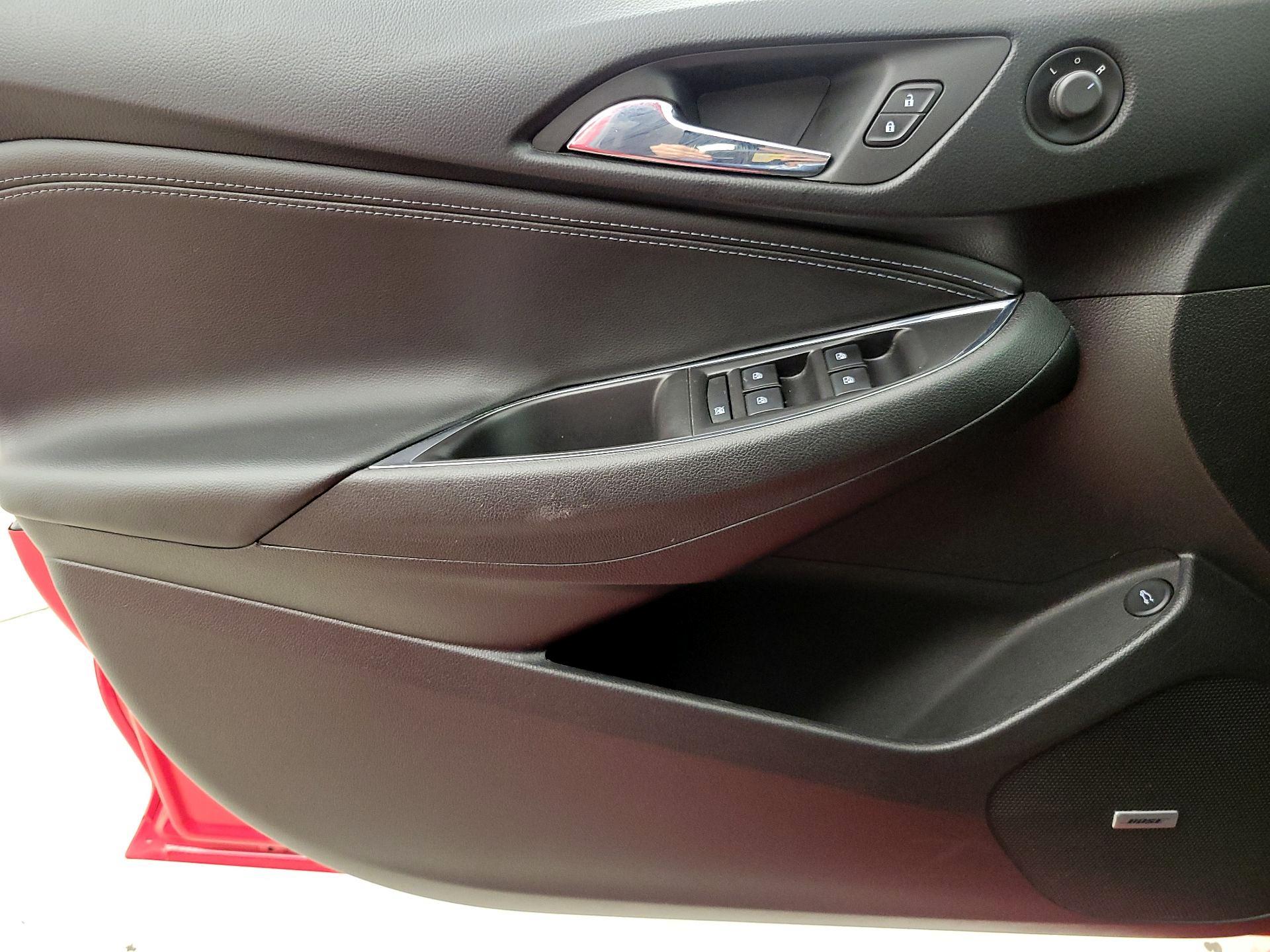 Thumbnail: 2016 Chevrolet Cruze - 12
