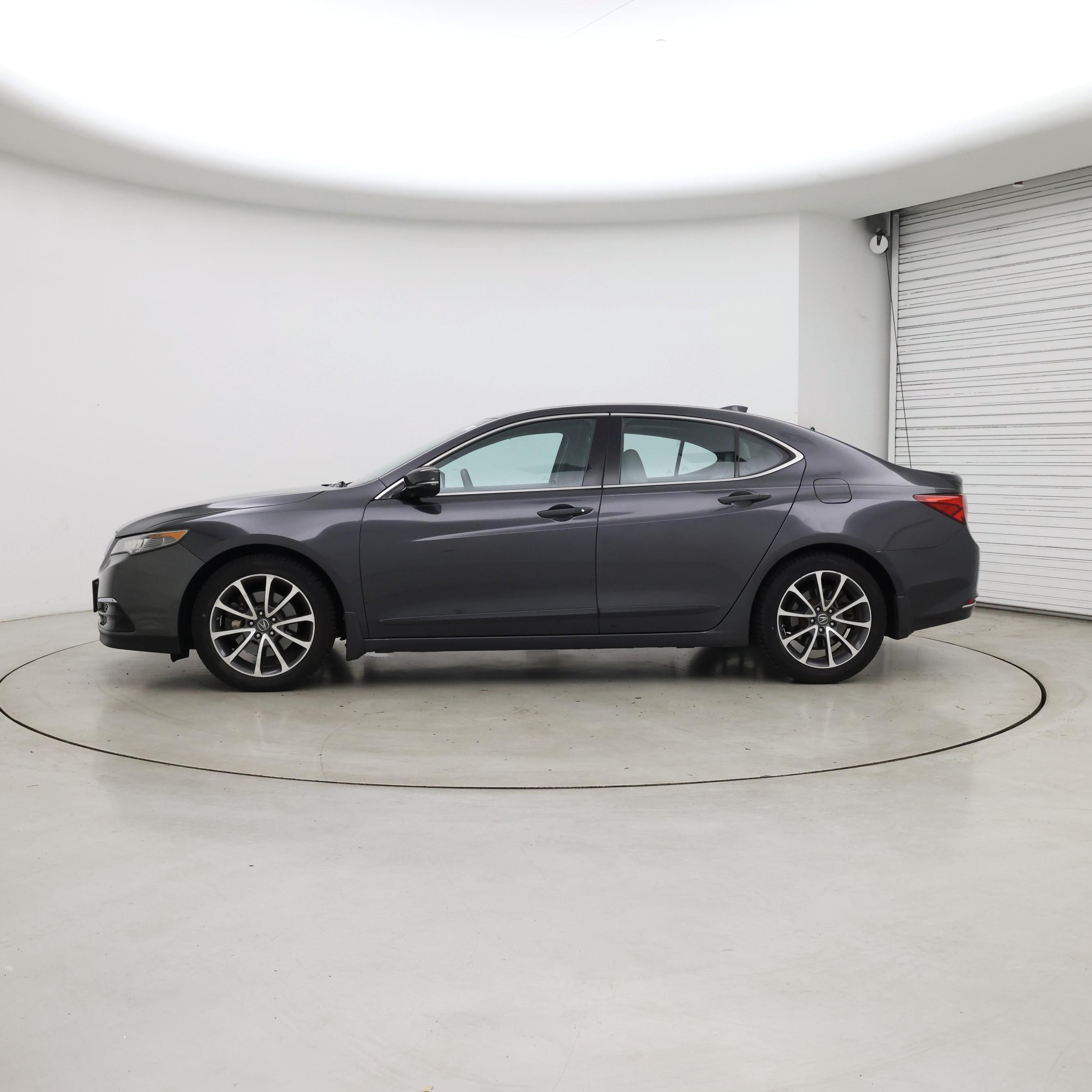 Thumbnail: 2015 Acura TLX - 3