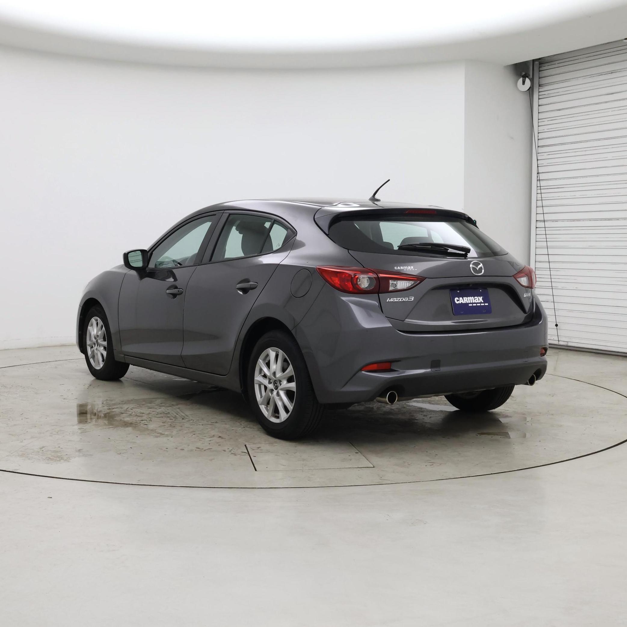 Thumbnail: 2018 Mazda Mazda3 - 2