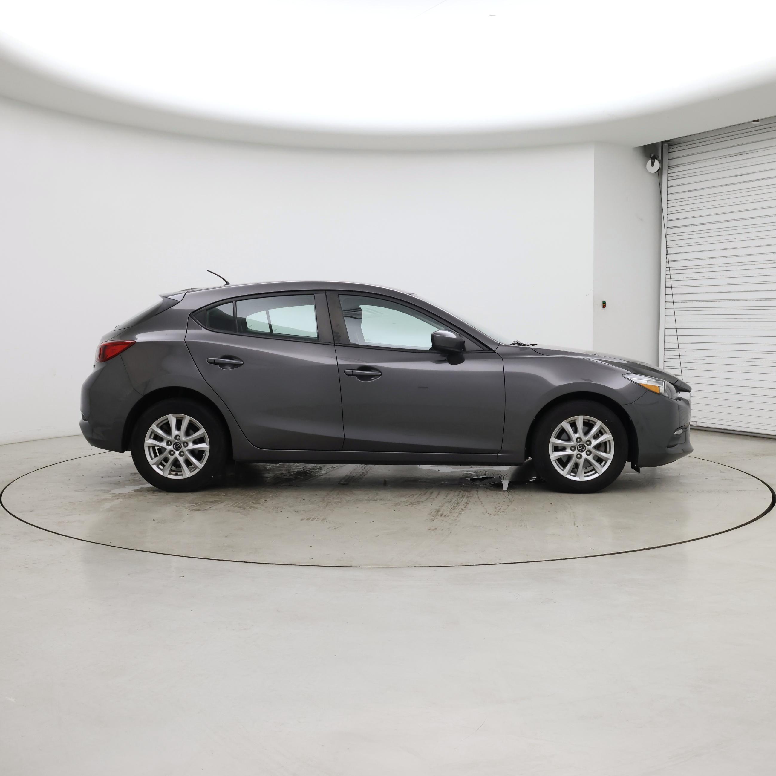 Thumbnail: 2018 Mazda Mazda3 - 7