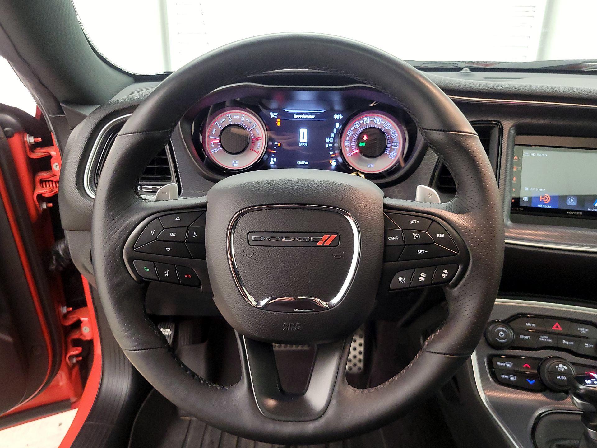 Thumbnail: 2018 Dodge Challenger - 10