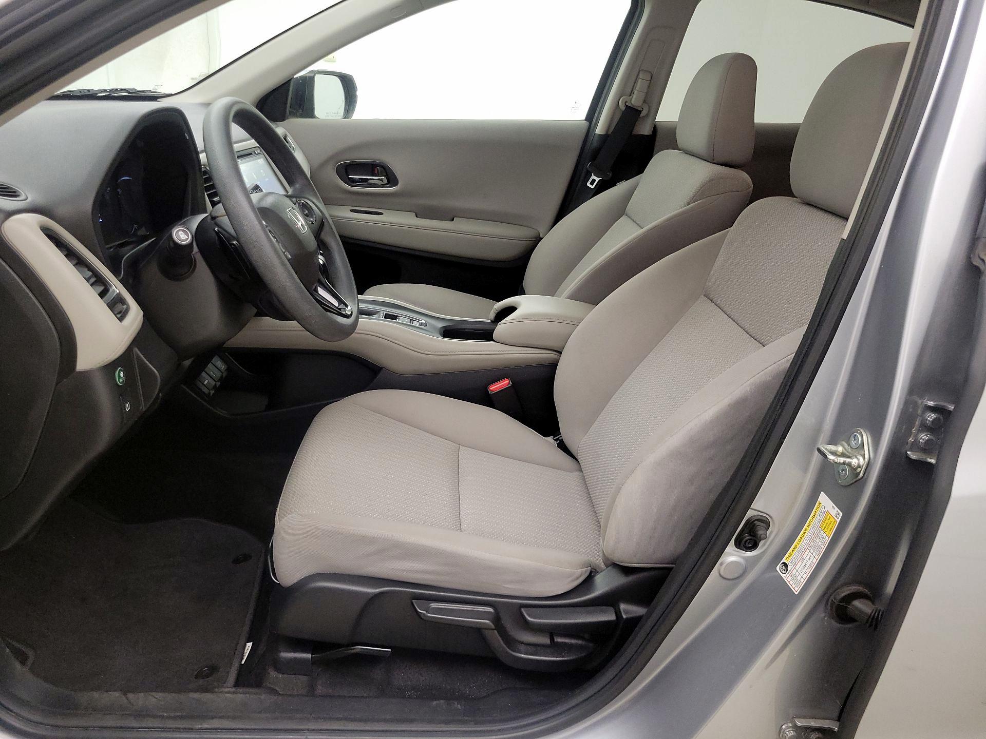 Thumbnail: 2018 Honda HR-V - 11