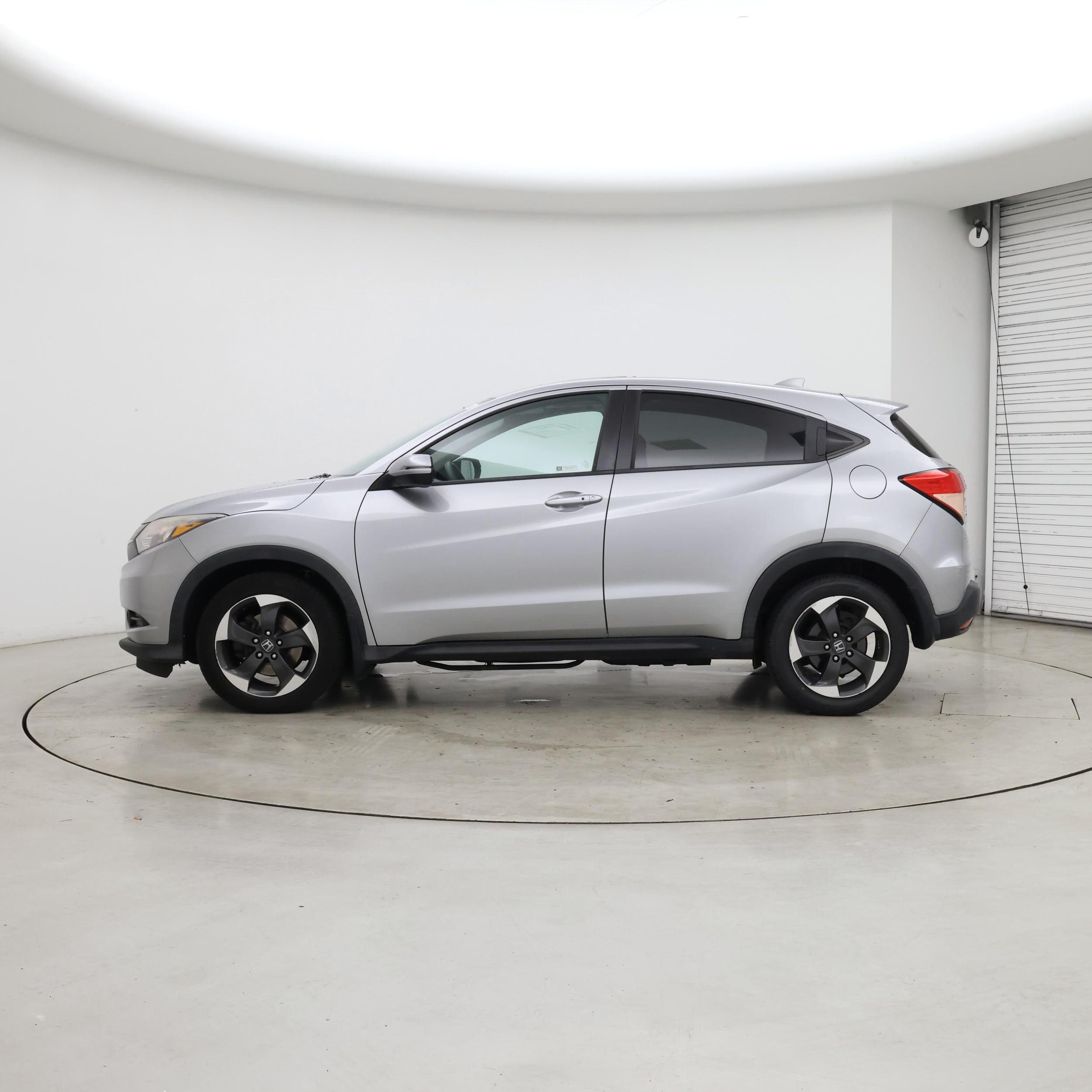 Thumbnail: 2018 Honda HR-V - 3