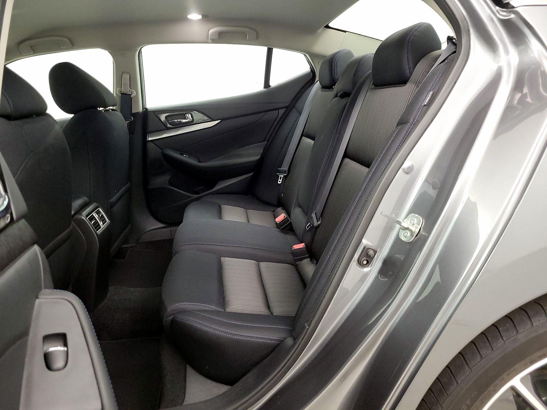 Thumbnail: 2019 Nissan Maxima - 19