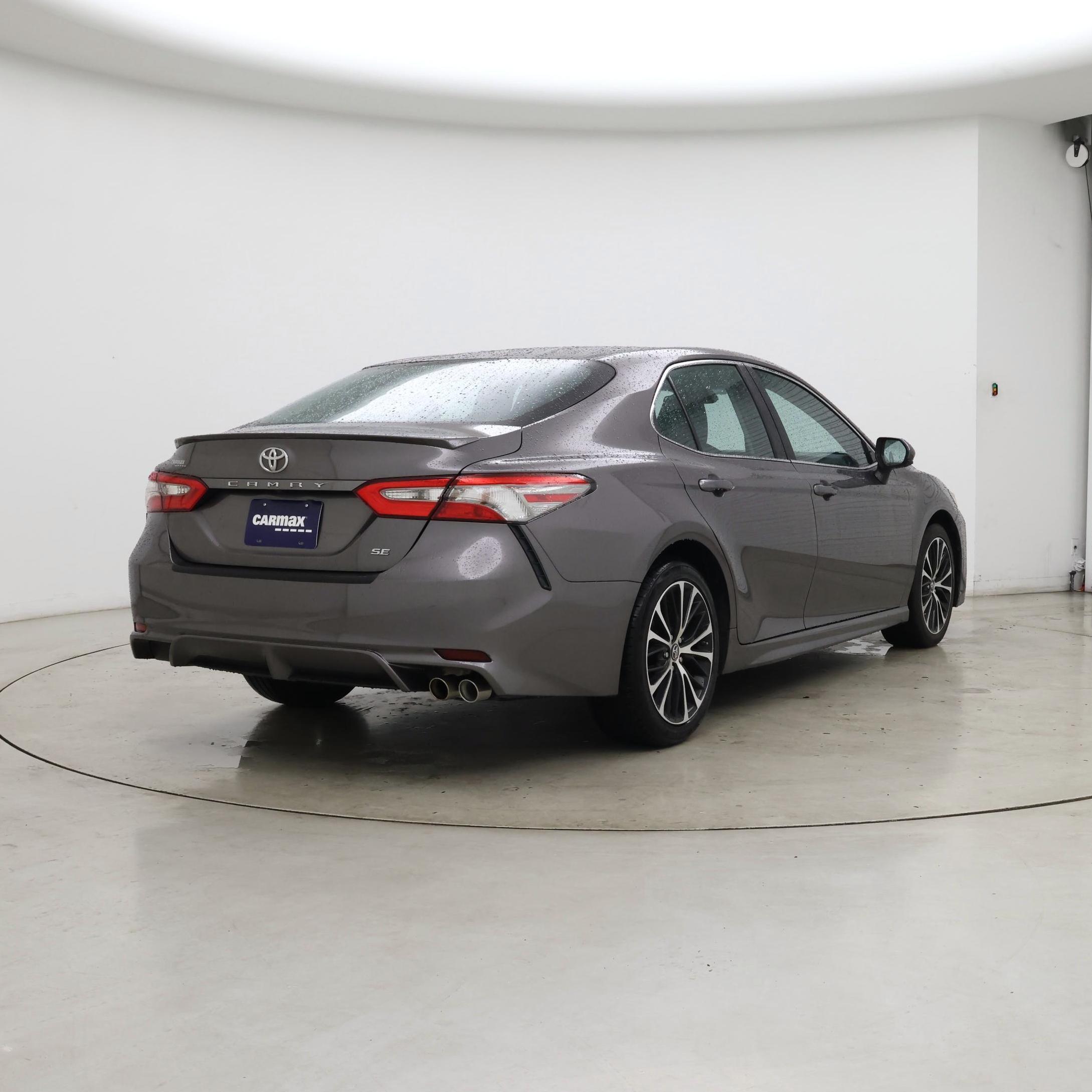 Thumbnail: 2018 Toyota Camry - 8