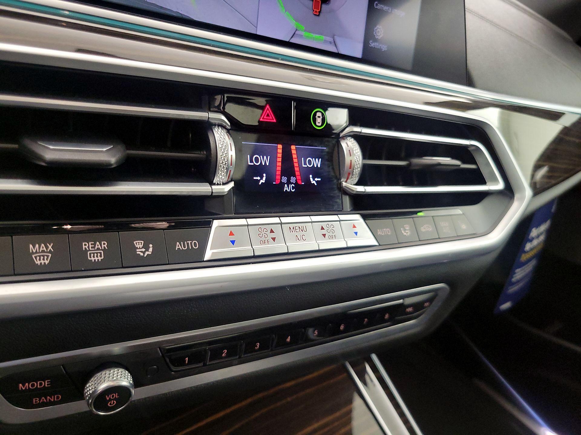 Thumbnail: 2021 BMW X5 - 17