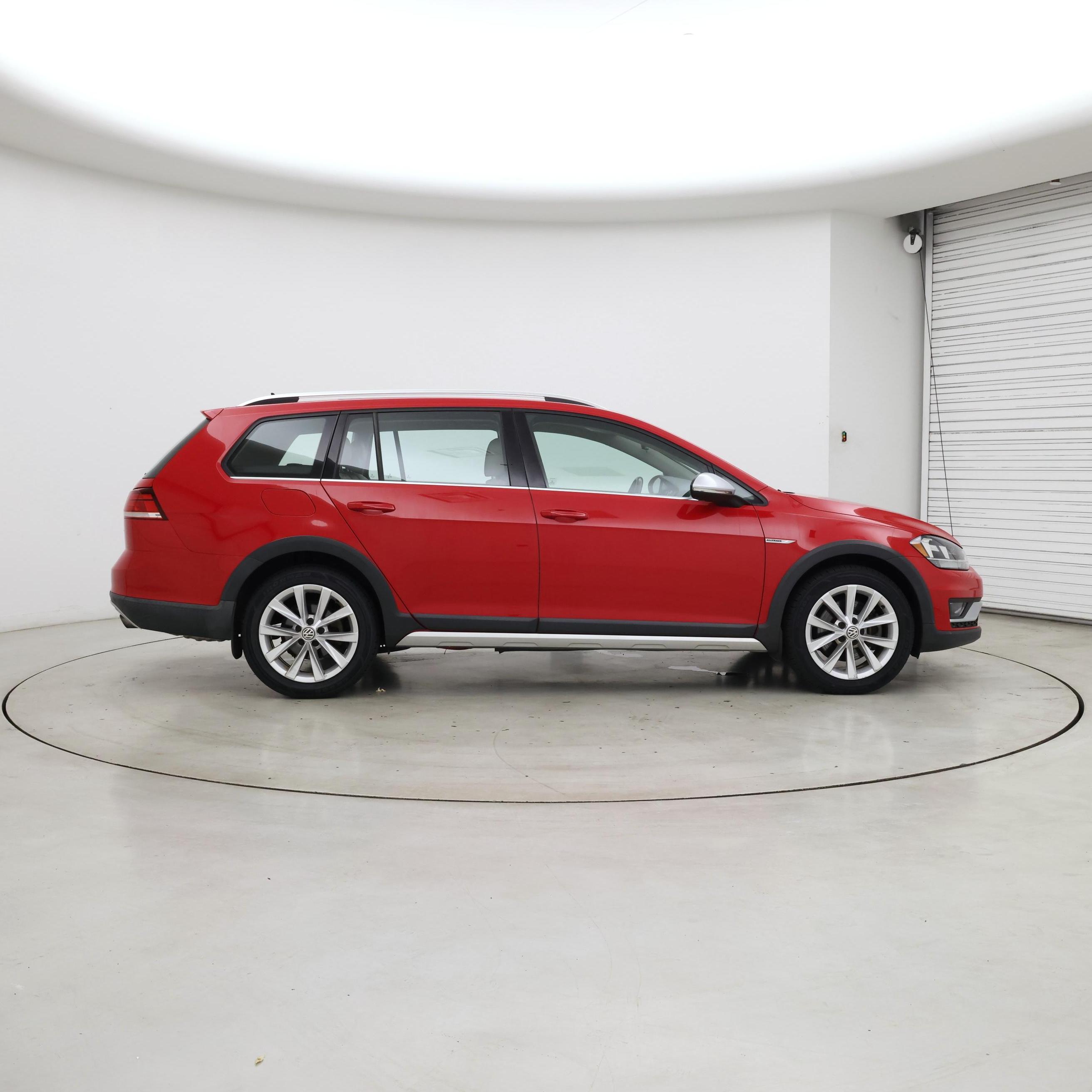 Thumbnail: 2019 Volkswagen Golf - 7
