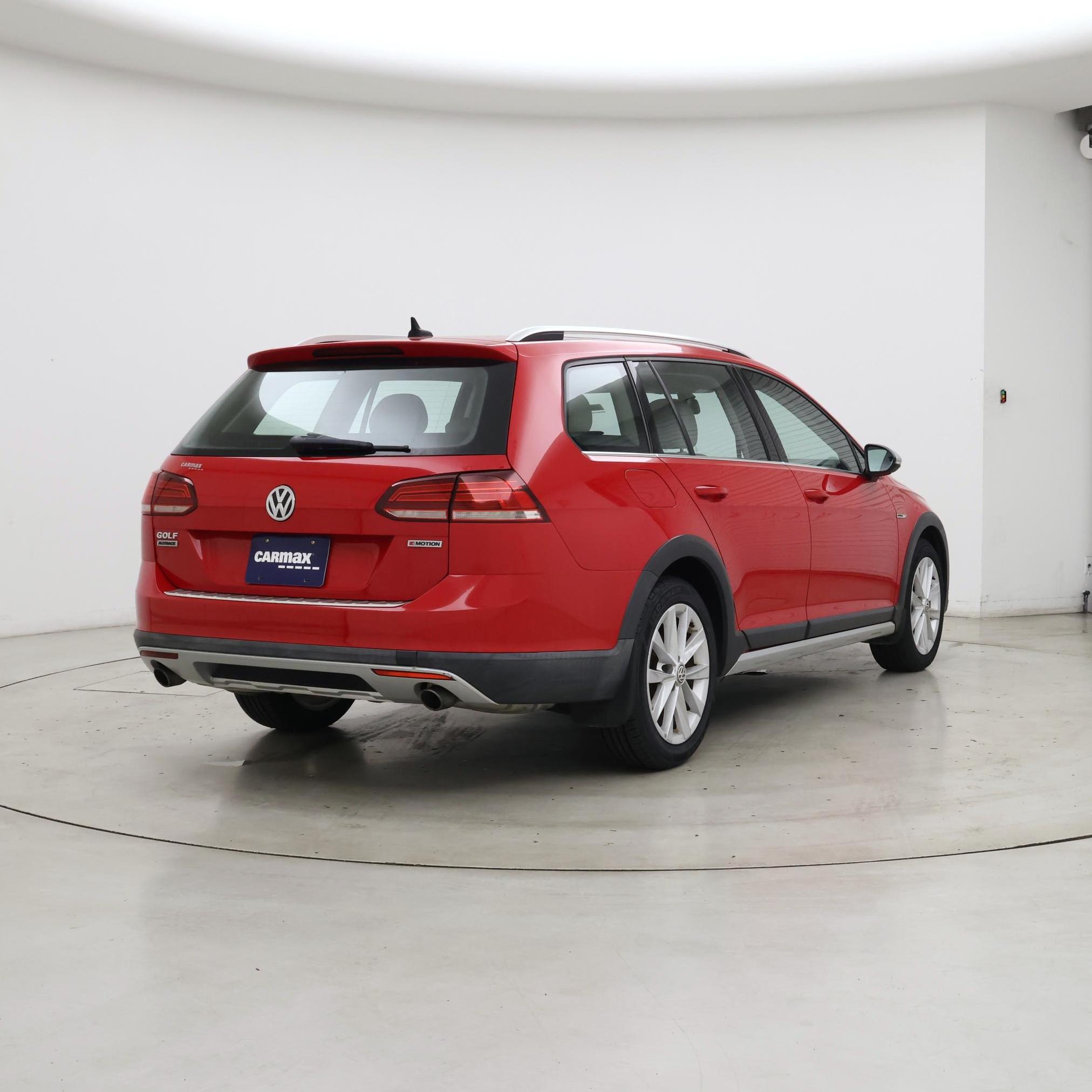 Thumbnail: 2019 Volkswagen Golf - 8