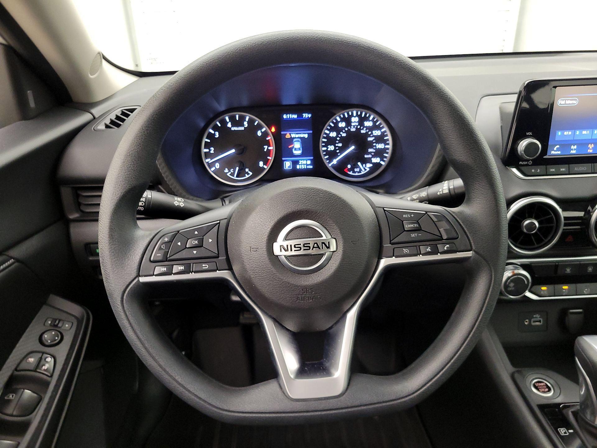Thumbnail: 2023 Nissan Sentra - 10