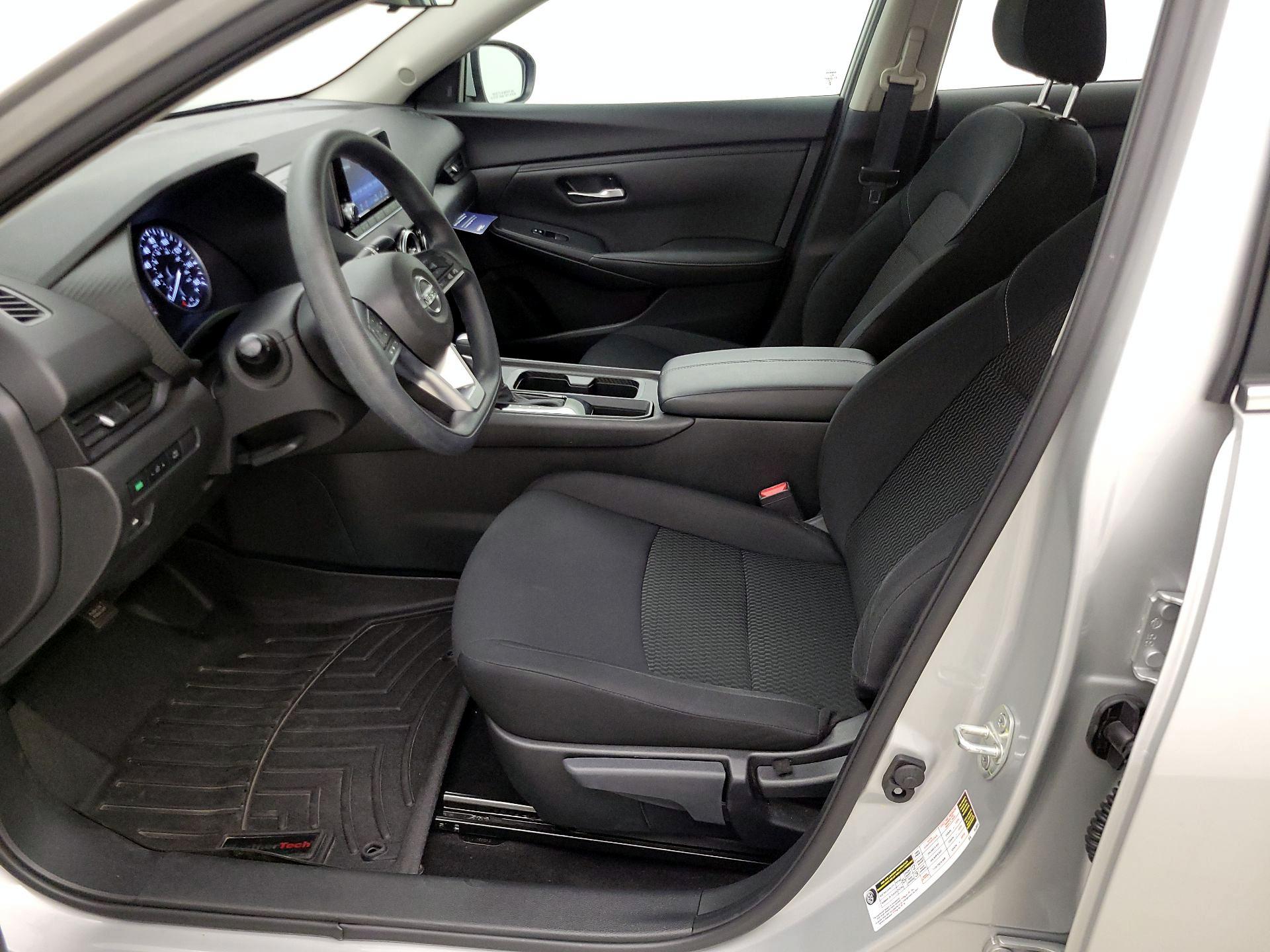 Thumbnail: 2023 Nissan Sentra - 11